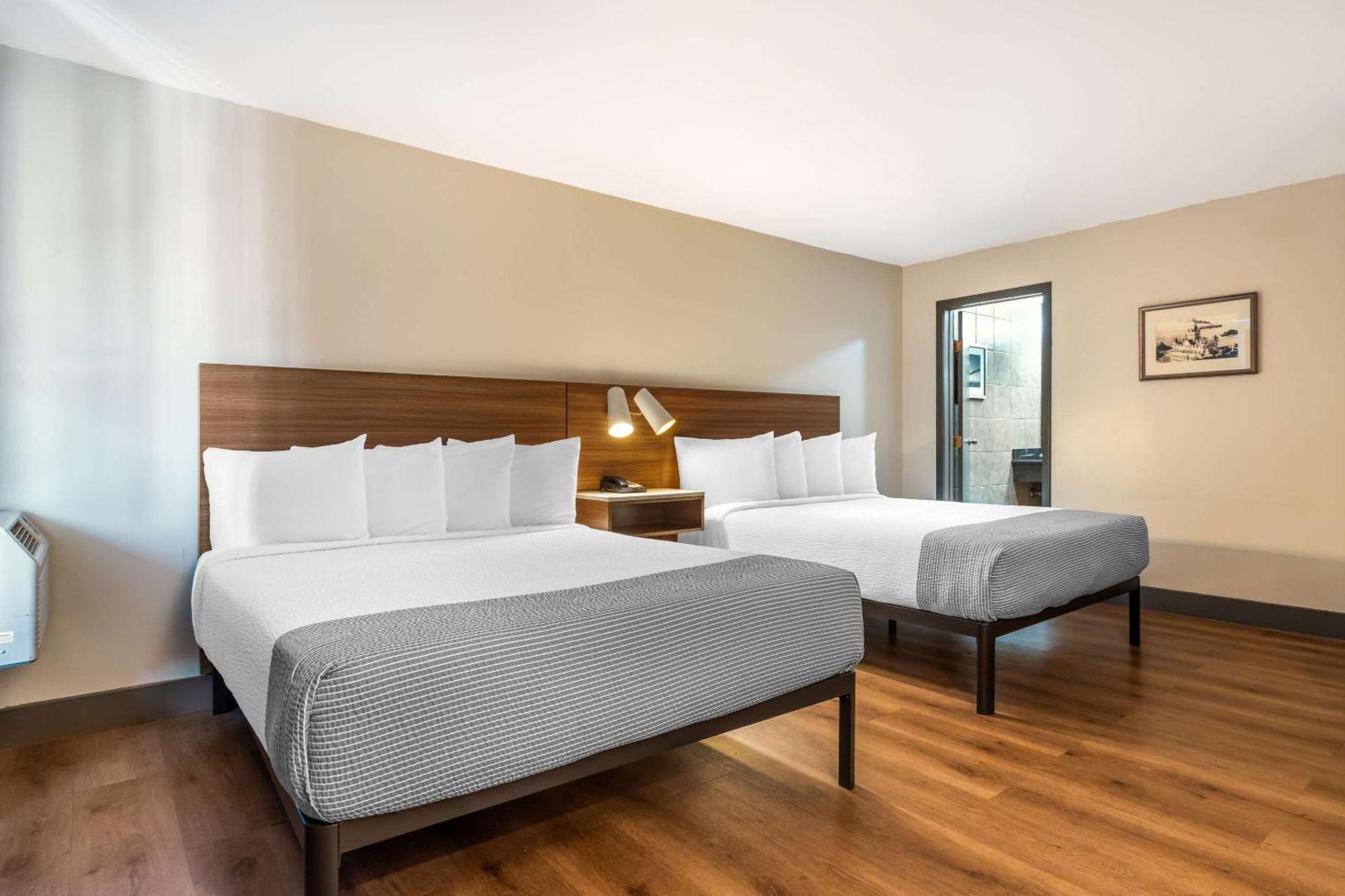 La Luna Inn, Ascend Collection Hotel