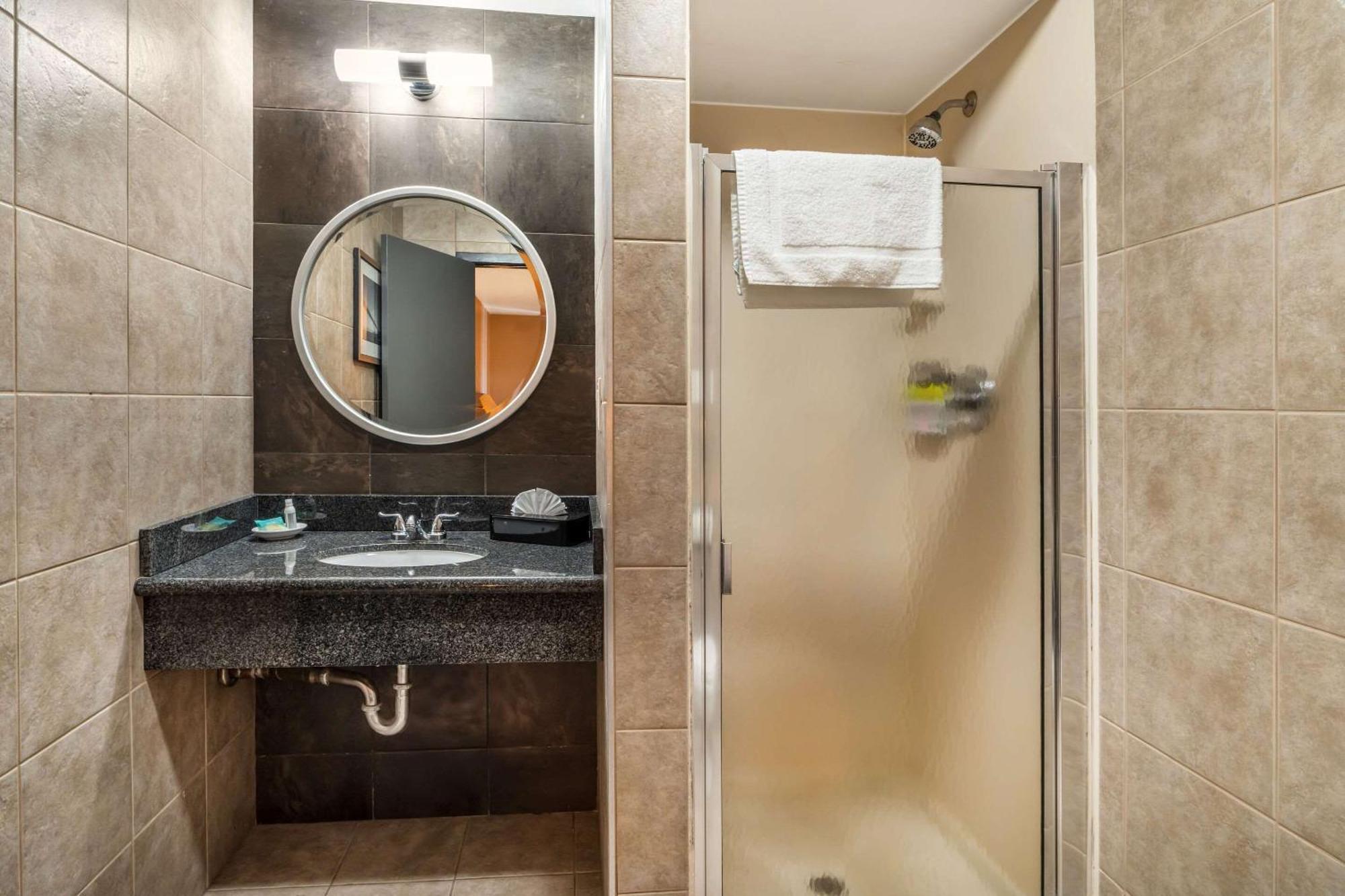 La Luna Inn, Ascend Collection Hotel 2*