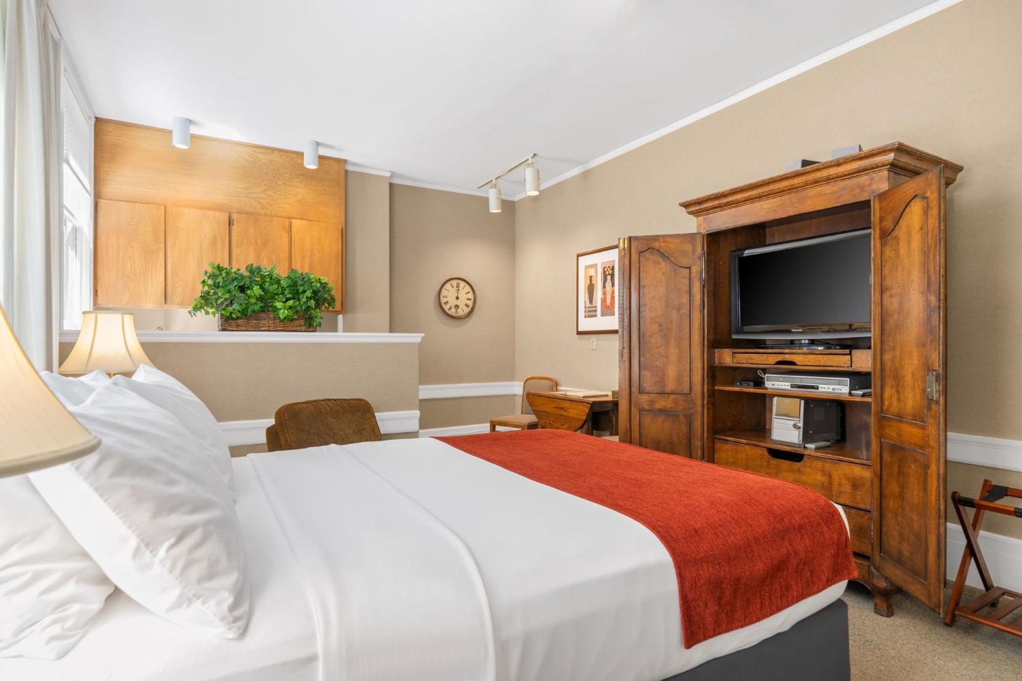 Aparthotel Powell Place 2*