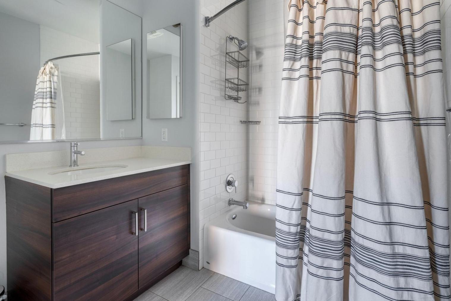 Apartment Hayes Valley 1br W Gym Pool Movies Bbq Sfo-1629 *