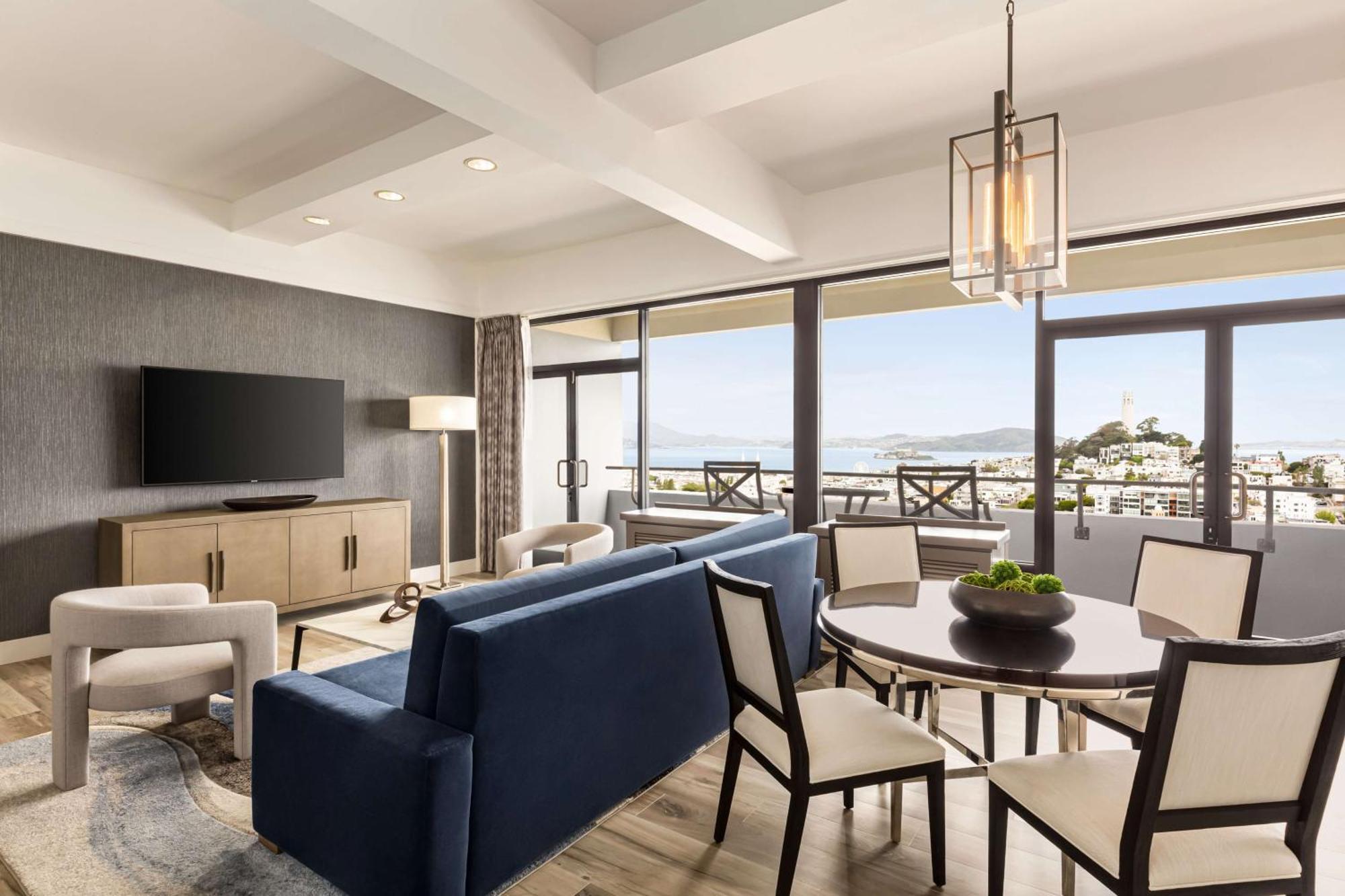 Hotel Hilton Financial District 4*