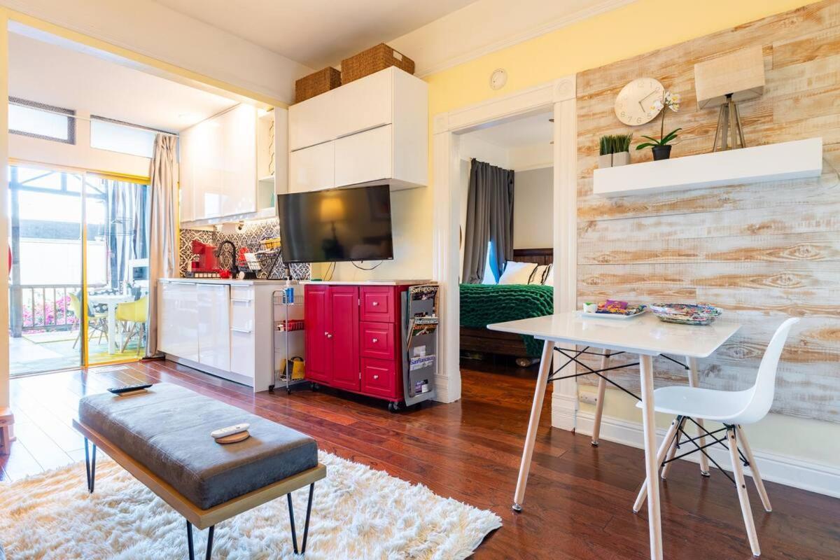 Stunning, Sanfran Experience, 2 En-suite Baths, Walk To Everything, Guest Favorite, Book Your Now Apartment San Francisco