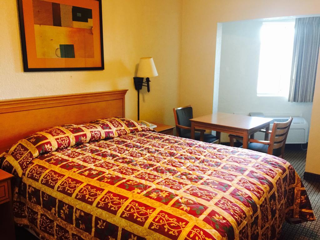Motel Economy