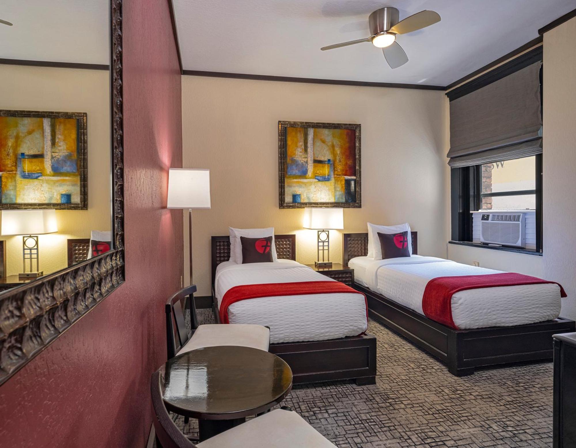 Hotel Fusion, A C-two