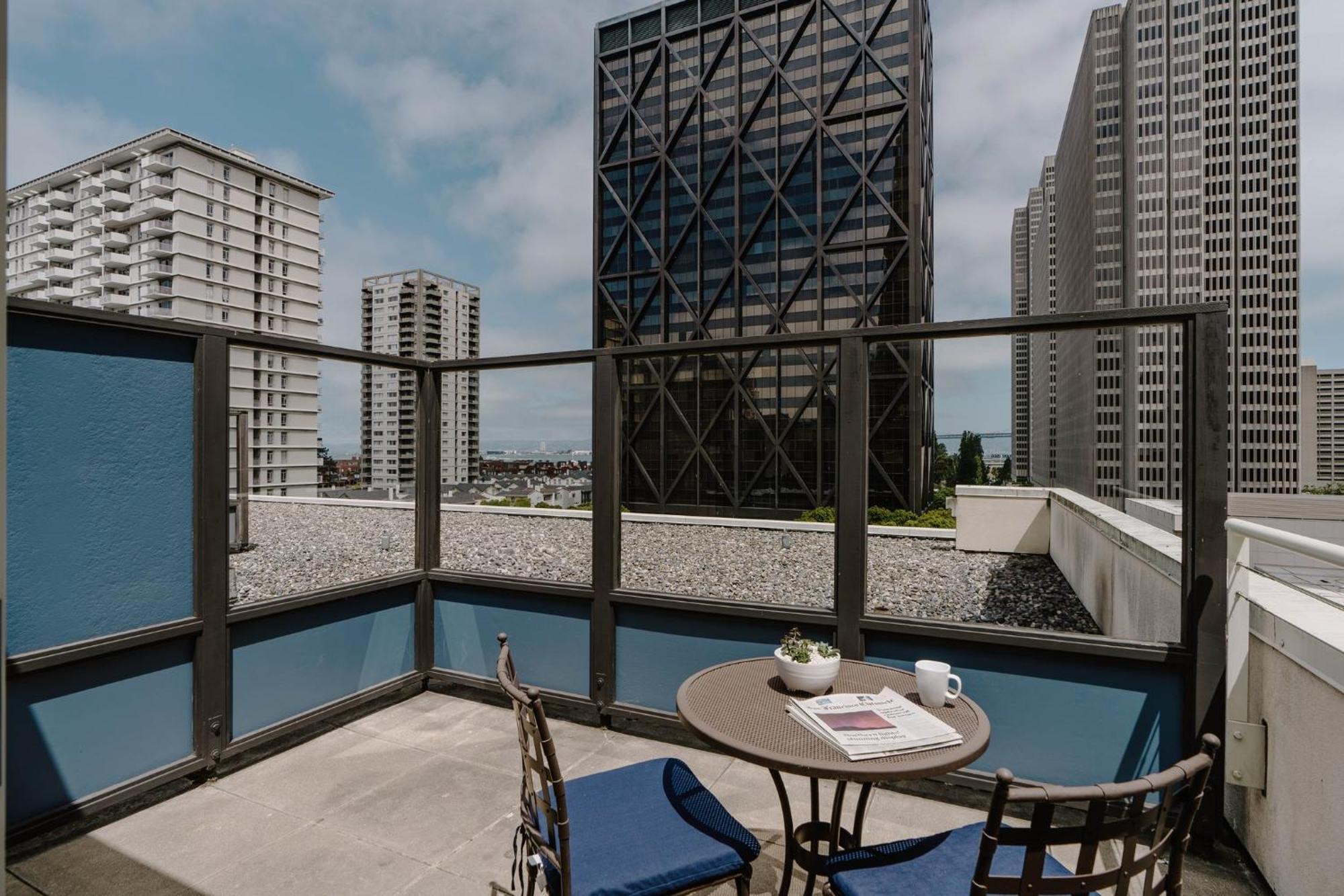 Hotel Club Quarters Embarcadero, 4*