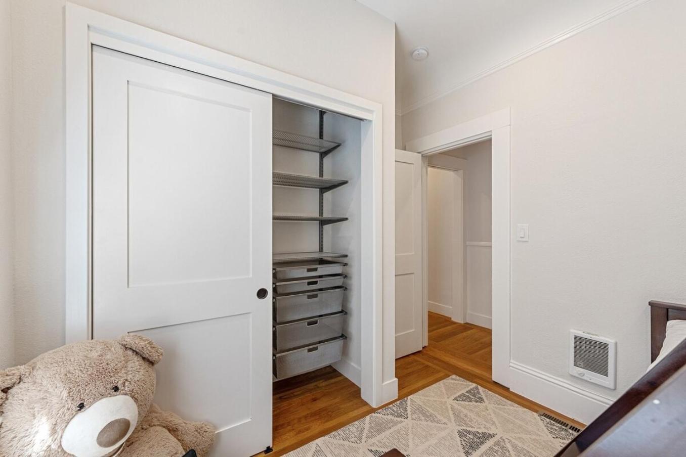 Modern & Convenient 3br2ba Edwardian W Parking Holiday home San Francisco