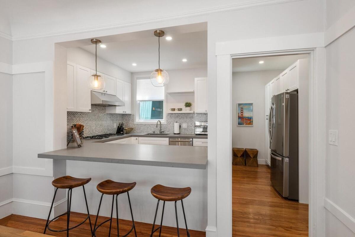 Holiday home Modern & Convenient 3br2ba Edwardian W Parking