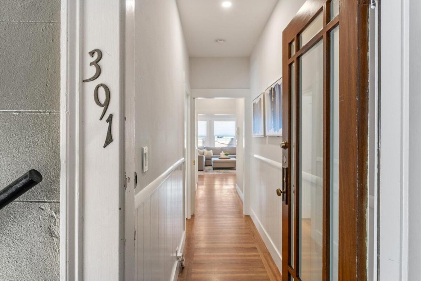 Modern & Convenient 3br2ba Edwardian W Parking