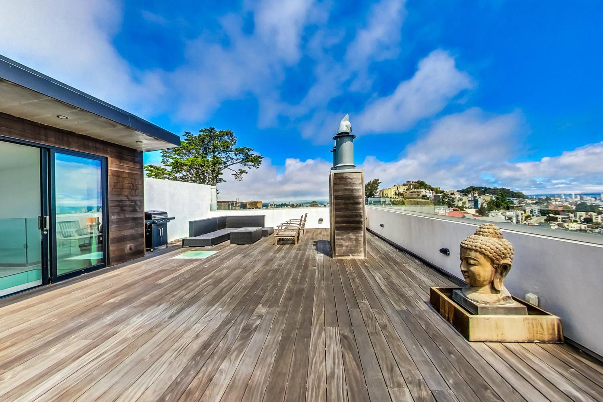 Luxury 3br - Pano Views, Steam & Deck *