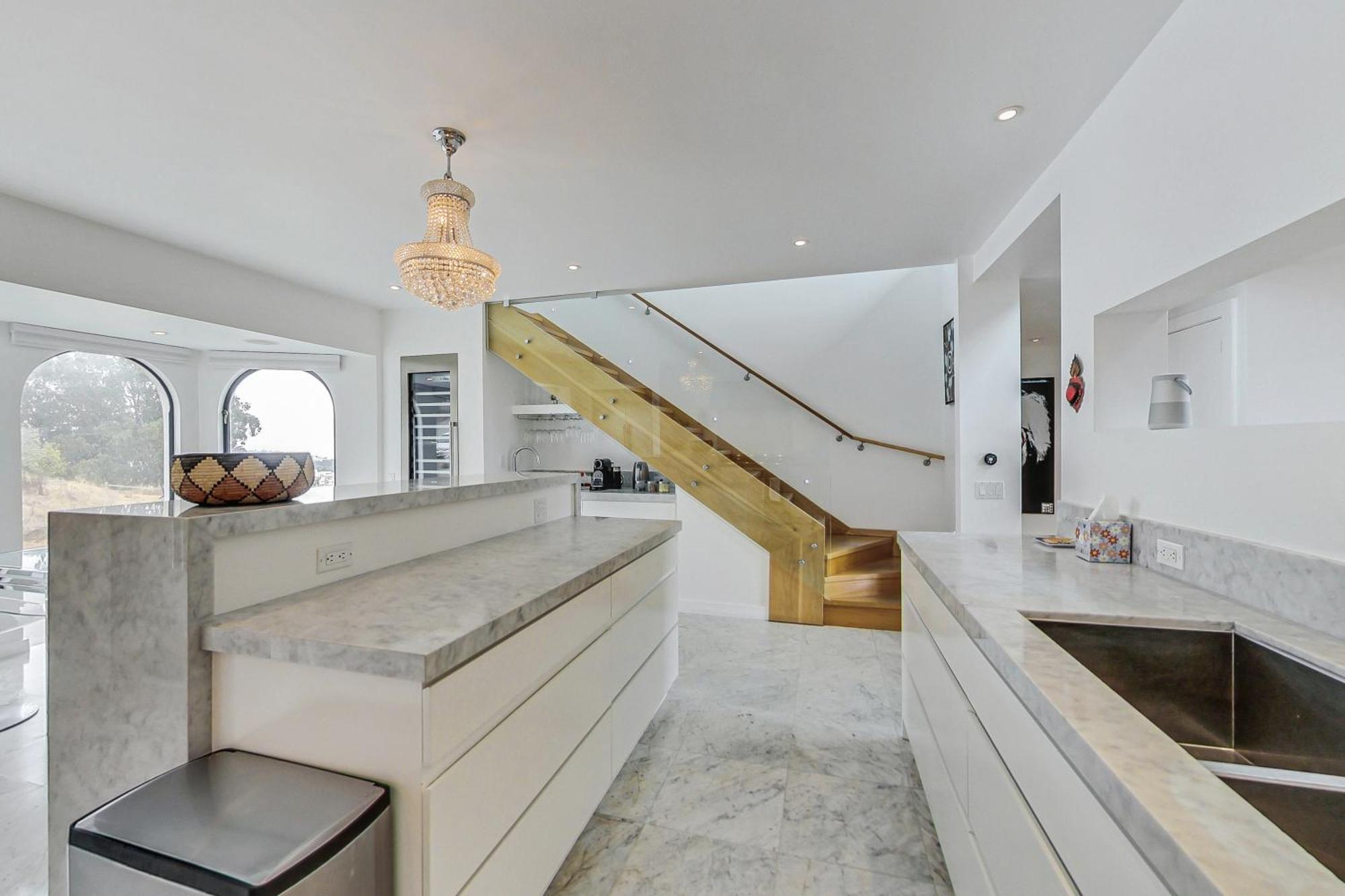 Luxury 3br - Pano Views, Steam & Deck