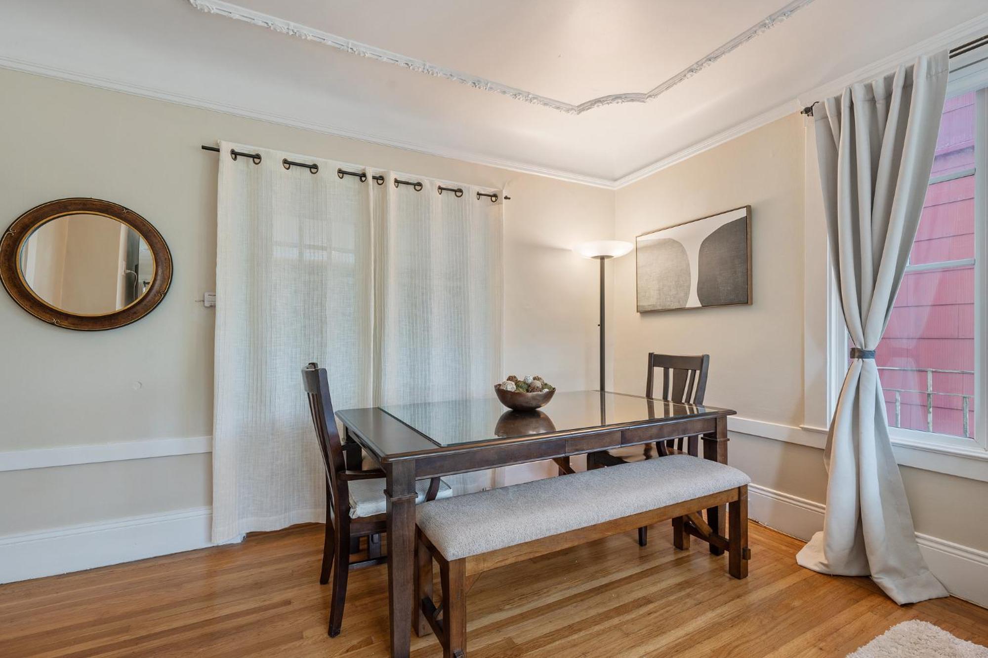 Apartment Cozy 2br Retreat With Parking & Laundry San Francisco