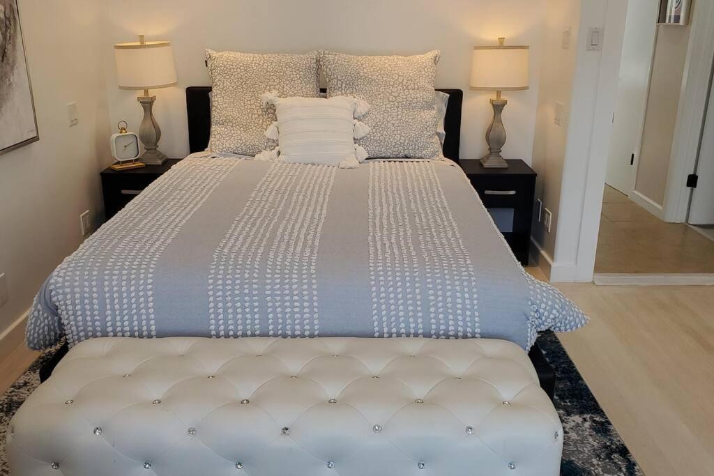 Cozy Sf 4 Bedroom 2 Bath