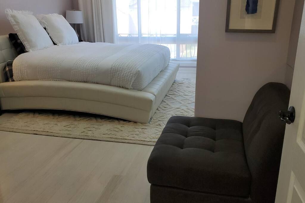 Cozy Sf 4 Bedroom 2 Bath *