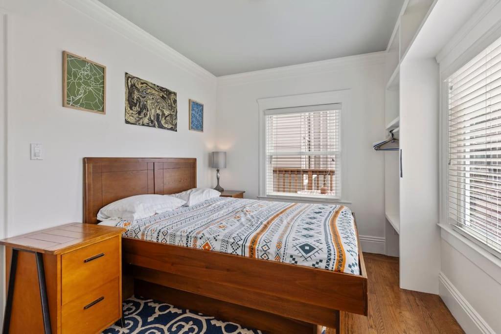Holiday home Spacious Sf Haven - Cozy Bedrooms & Modern Kitchen *
