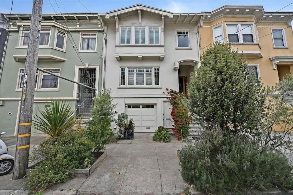 Spacious Sf Haven - Cozy Bedrooms & Modern Kitchen