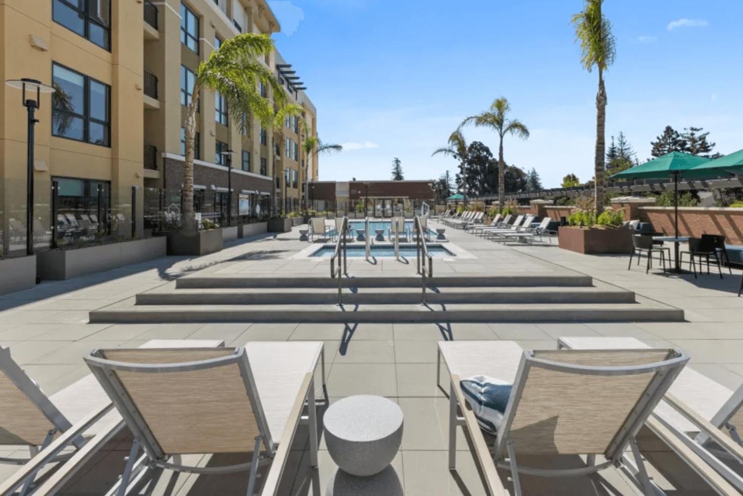 Blueground Hayward Pool Gym Near Bart Sfo-1697 Apartment *