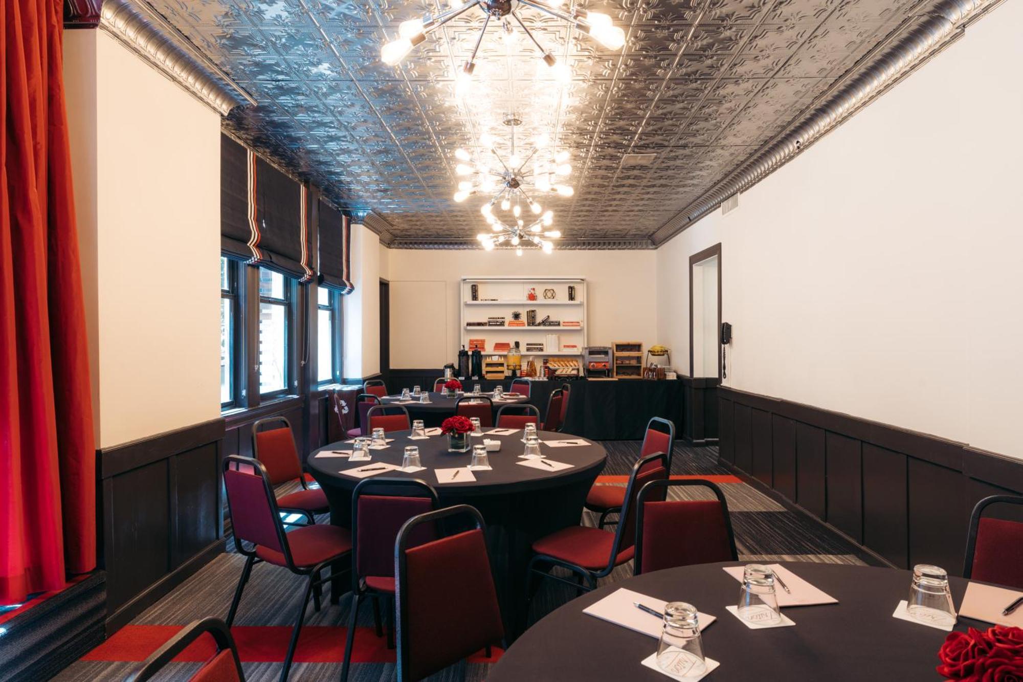 Triton Hotel