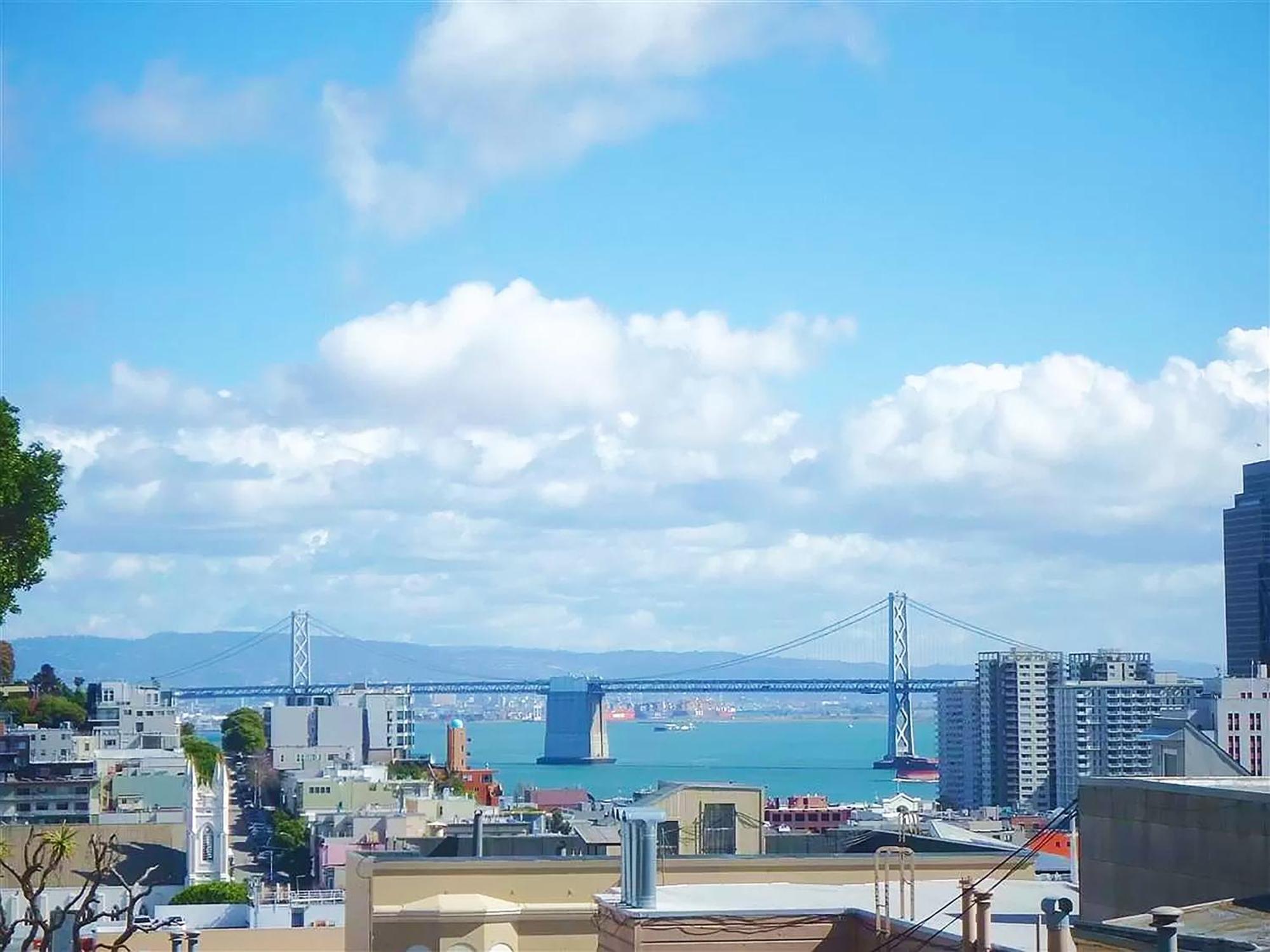 Charming 2br With Bay And Views-gated Luxury Private Place Holiday home