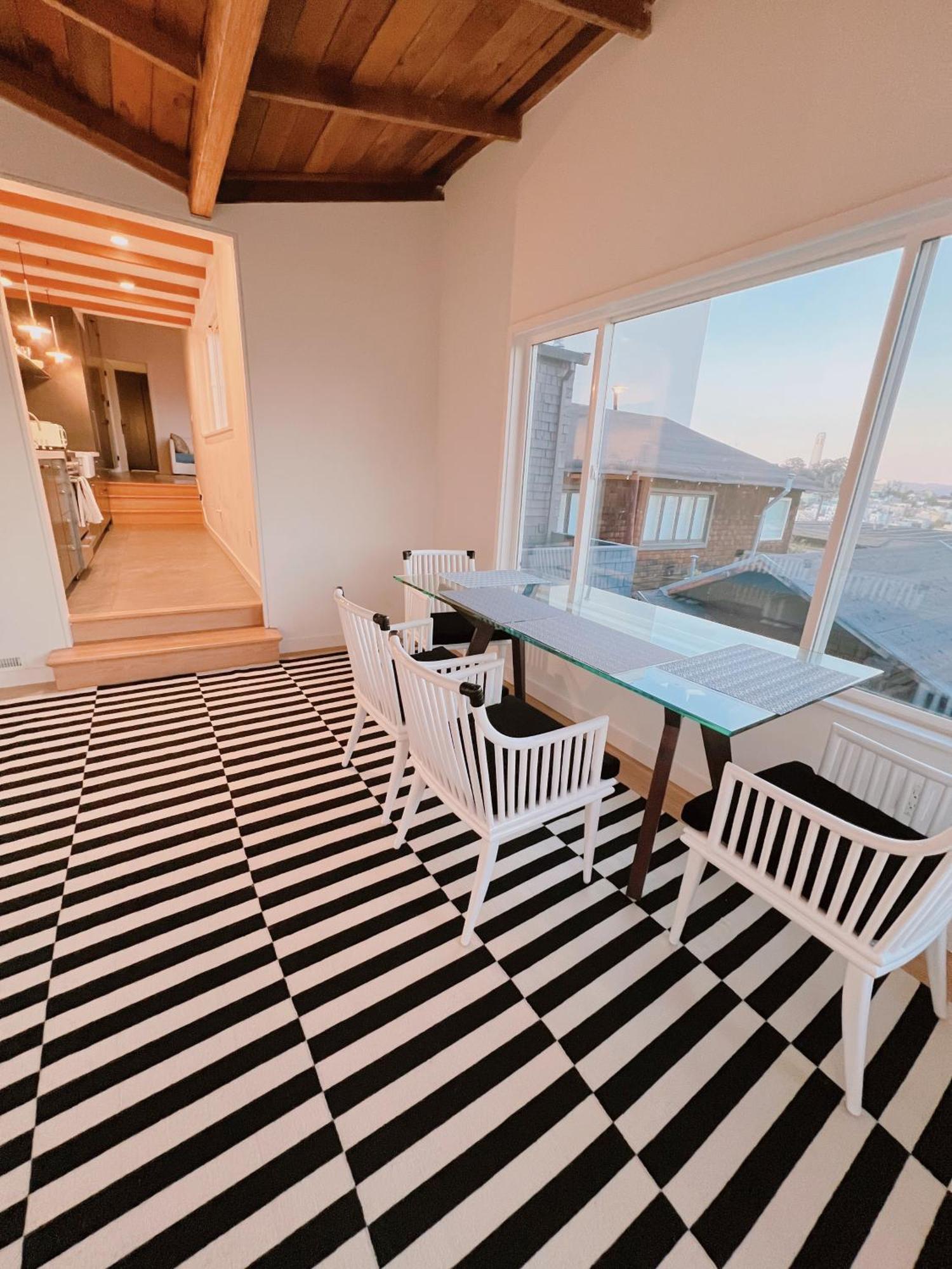Holiday home Charming 2br With Bay And Views-gated Luxury Private Place *