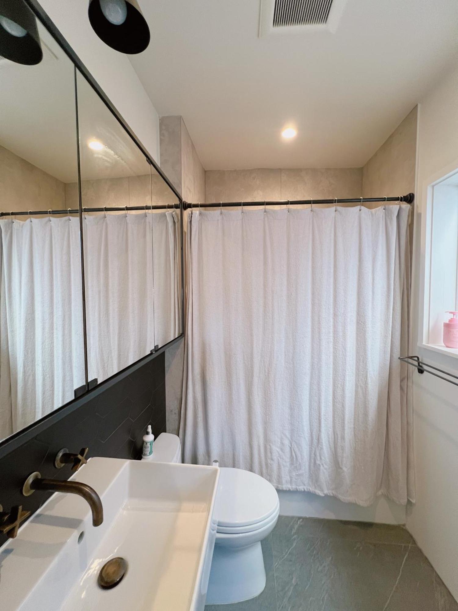 Charming 2br With Bay And Views-gated Luxury Private Place Holiday home