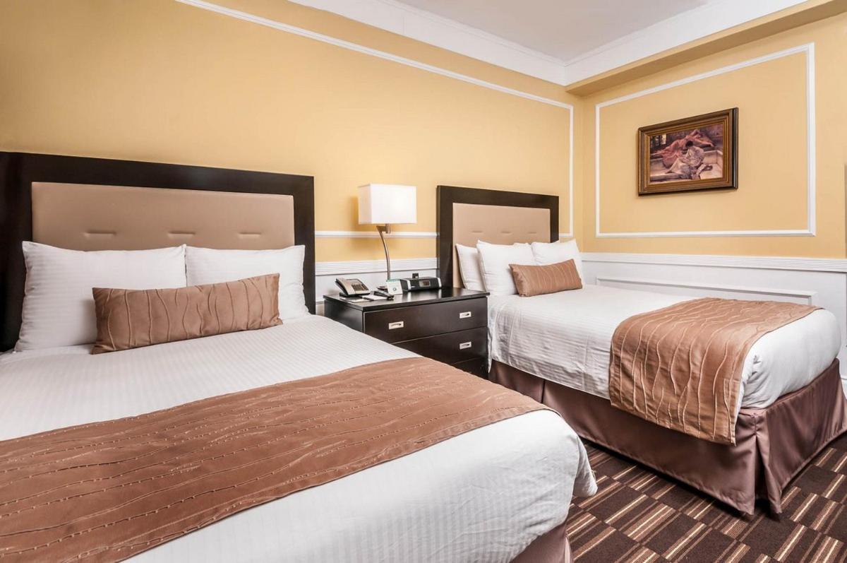 The Pickwick Hotel 3*