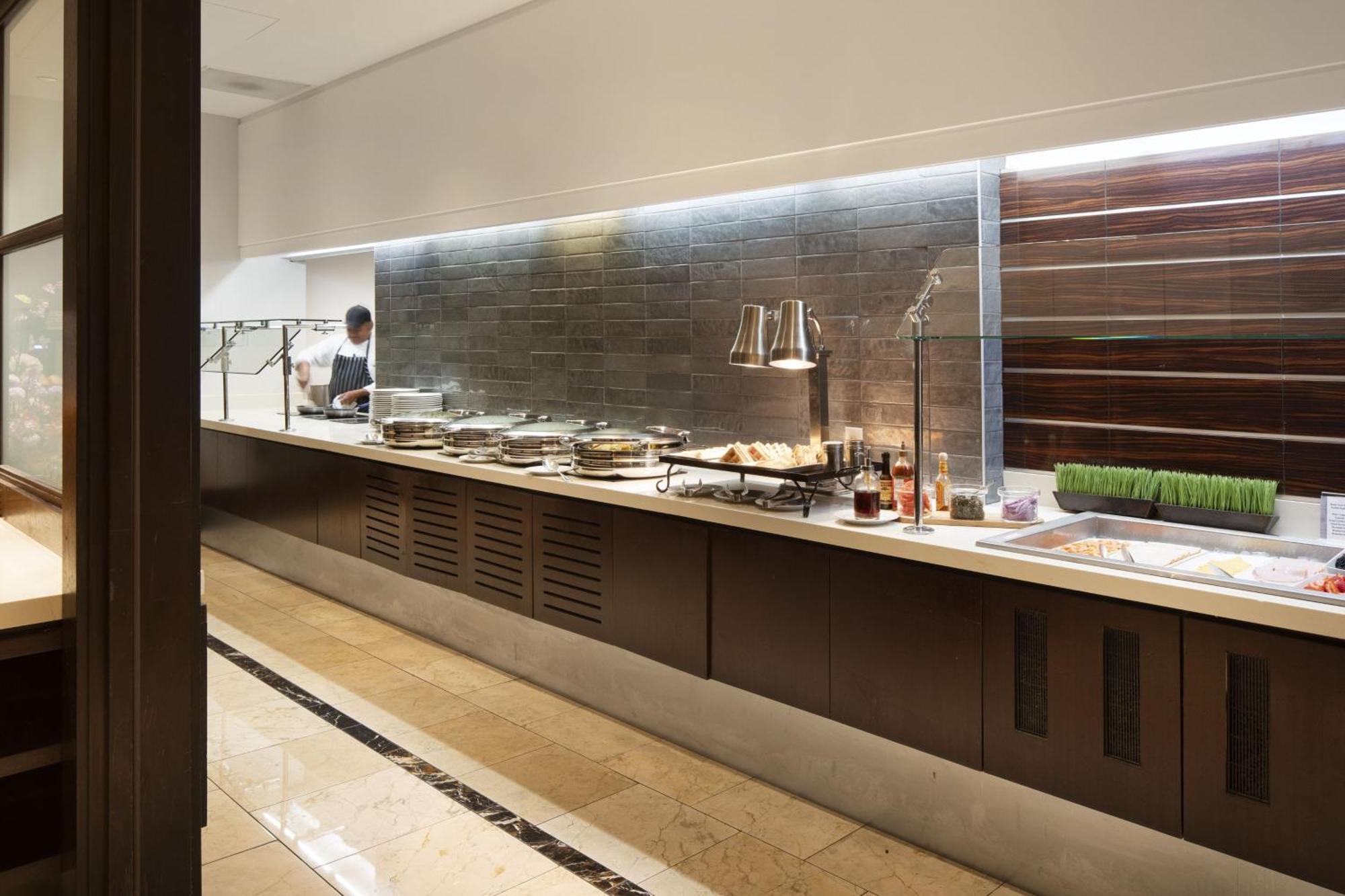Marriott Union Square 4*