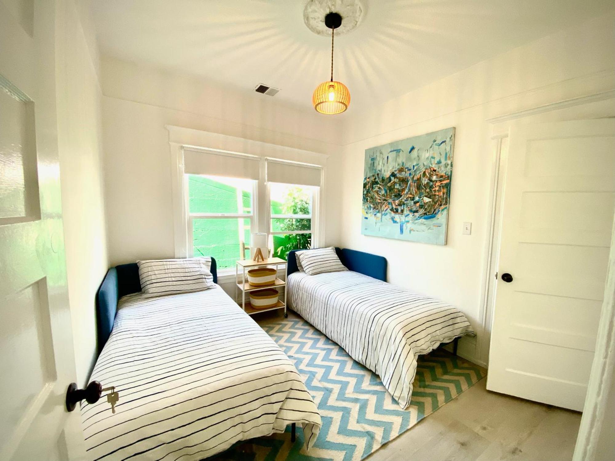 Sf, Location, Location, Comfort Apartment *