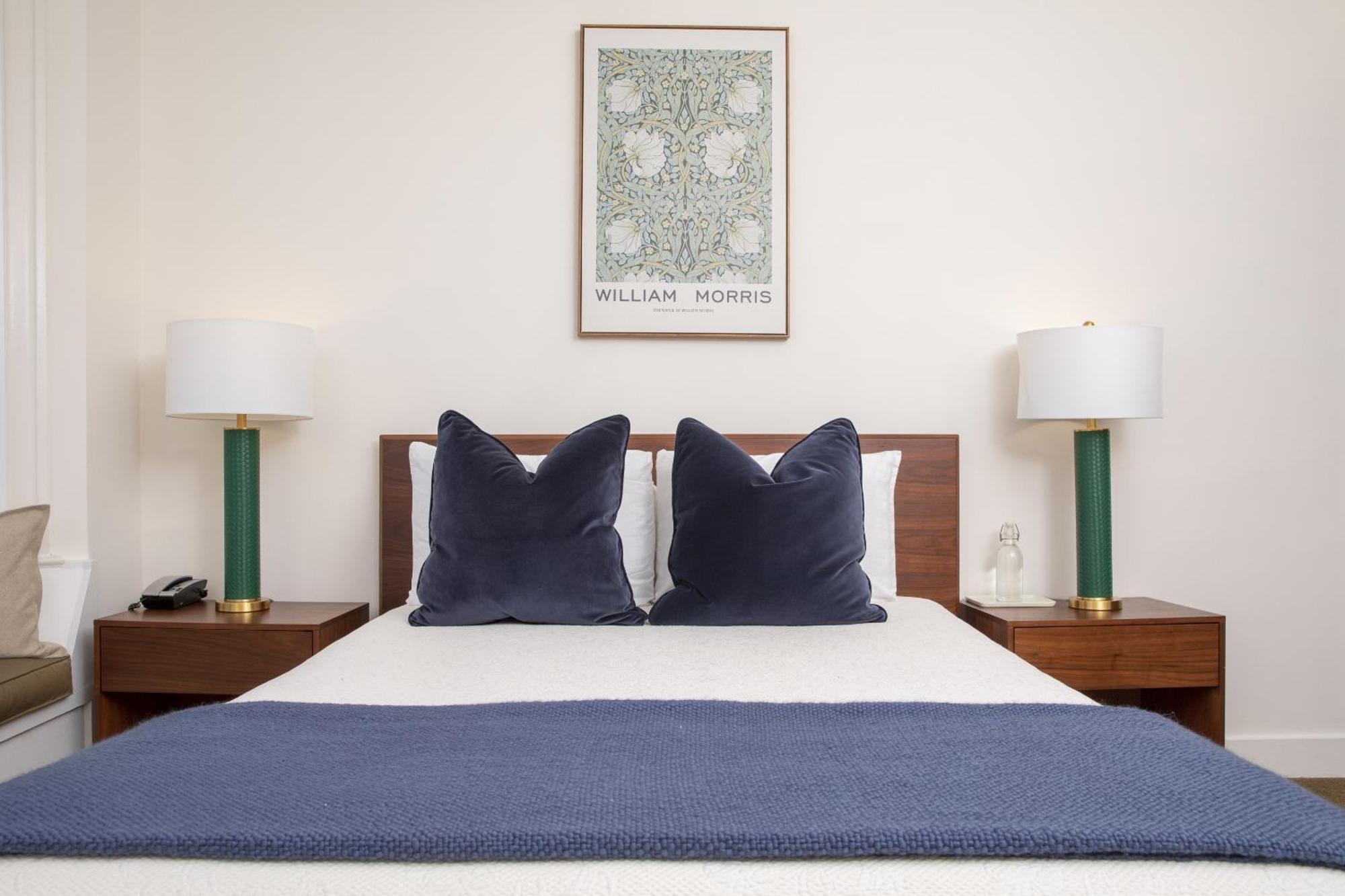 Washington Square Hotel