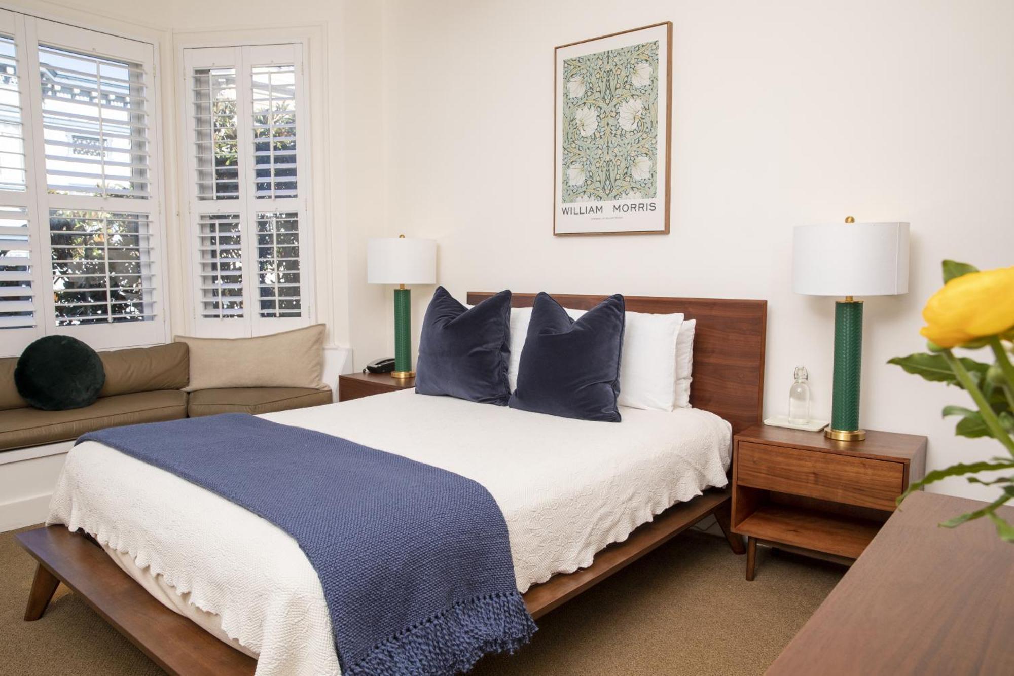 Washington Square Hotel 3*
