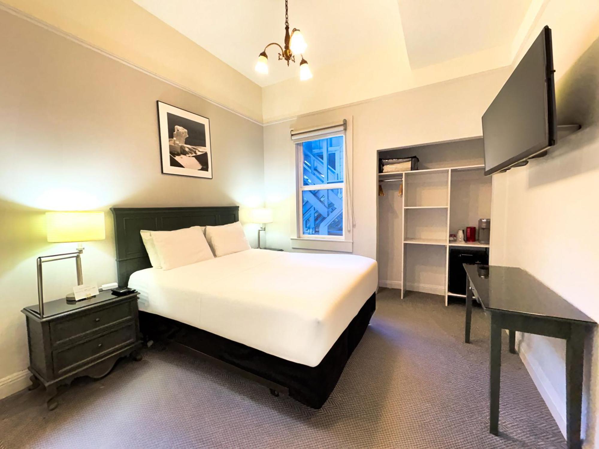 The Grove 3* San Francisco