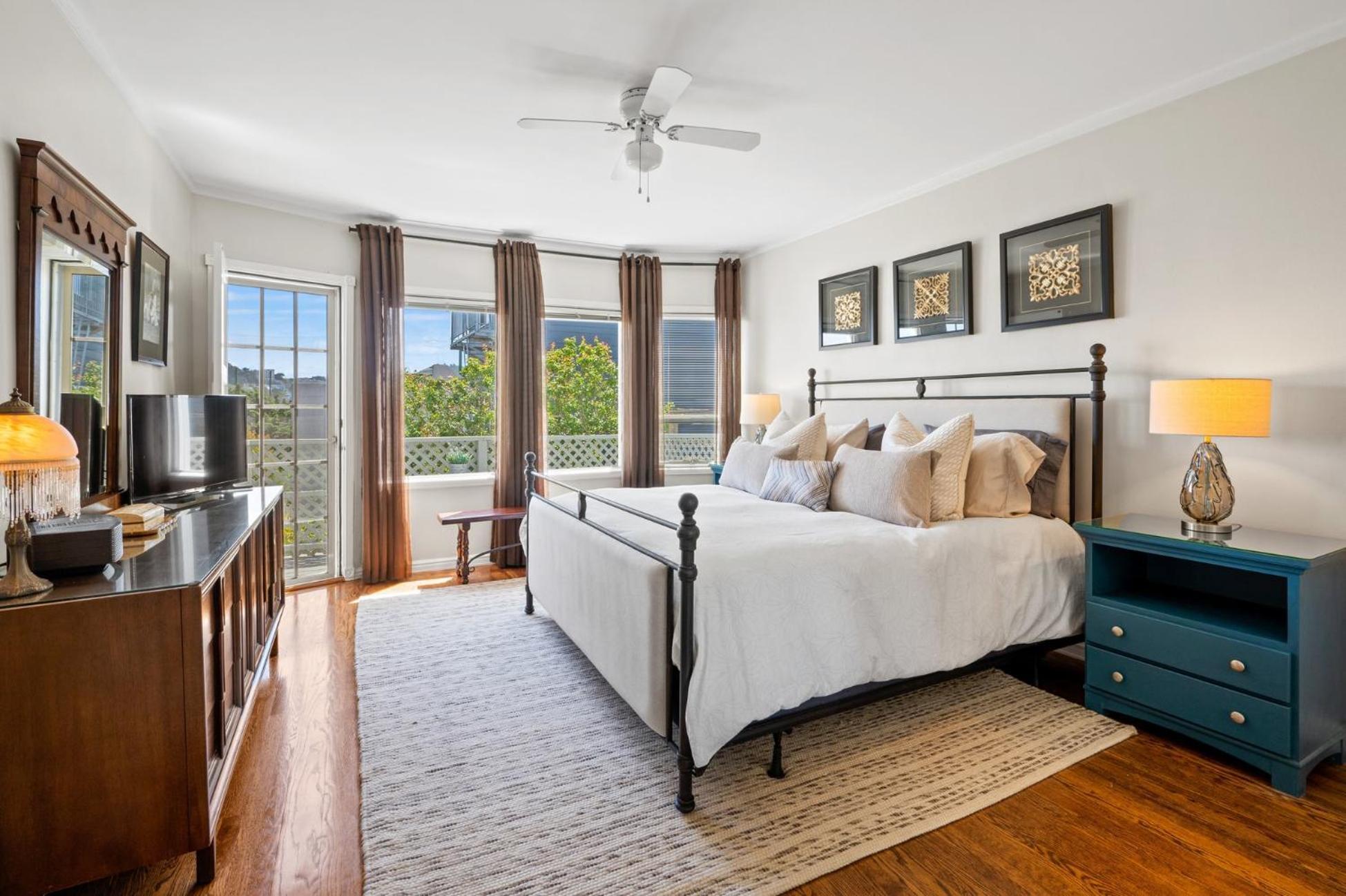 Usf Luxury Furnished Flat Steps To Trader Joes-target-lucky Supermarket Apartment *