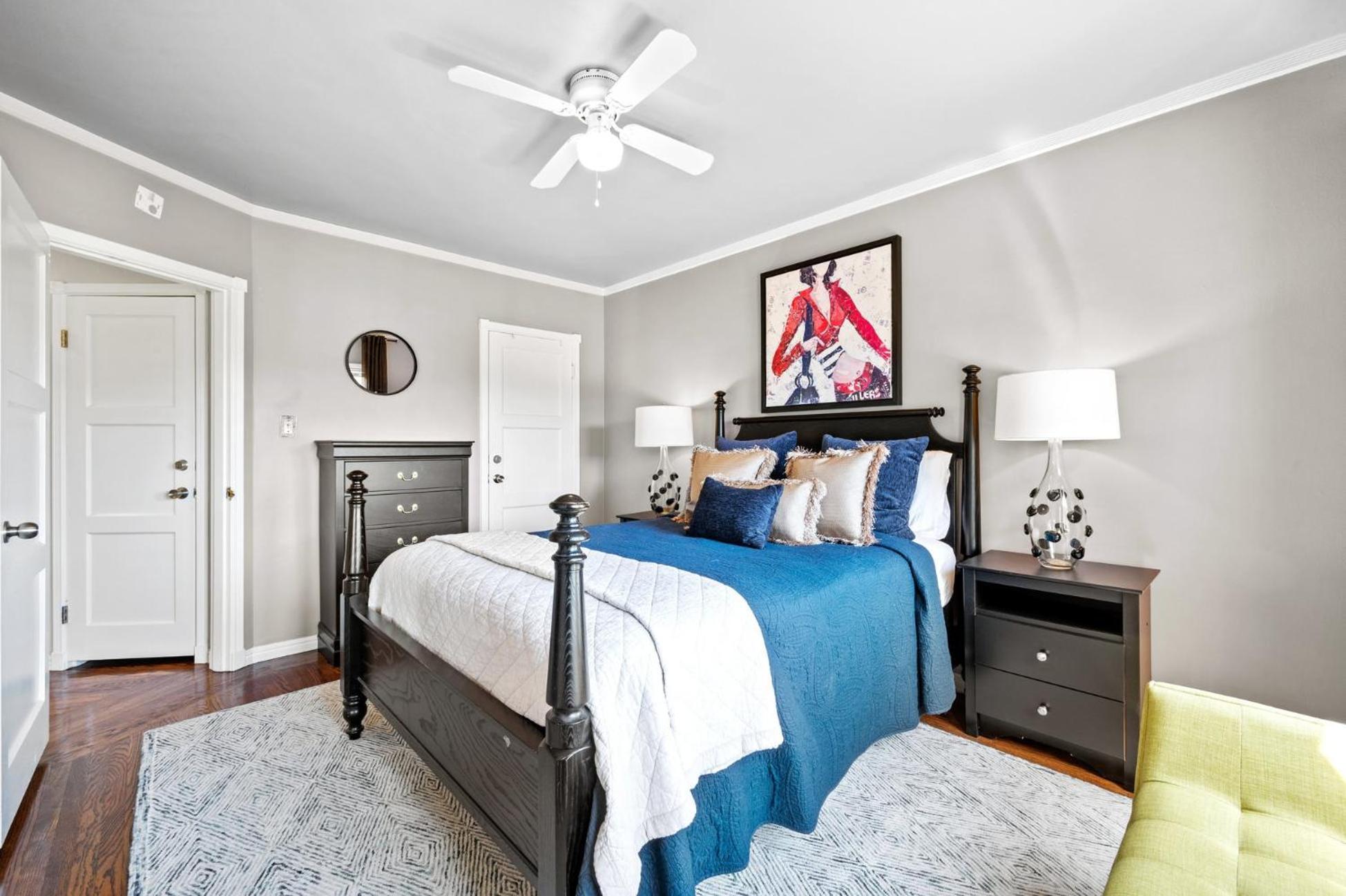 Usf Luxury Furnished Flat Steps To Trader Joes-target-lucky Supermarket Apartment