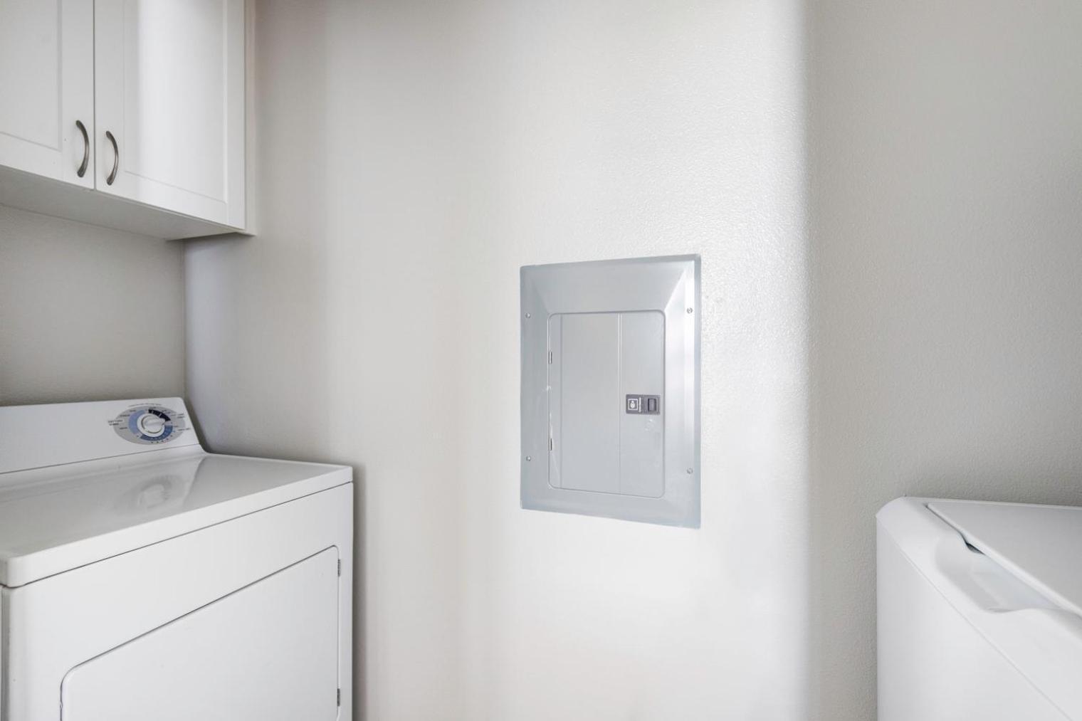 San Mateo 2br W Wd Pool Gym Parking Nr 101 Sfo-517