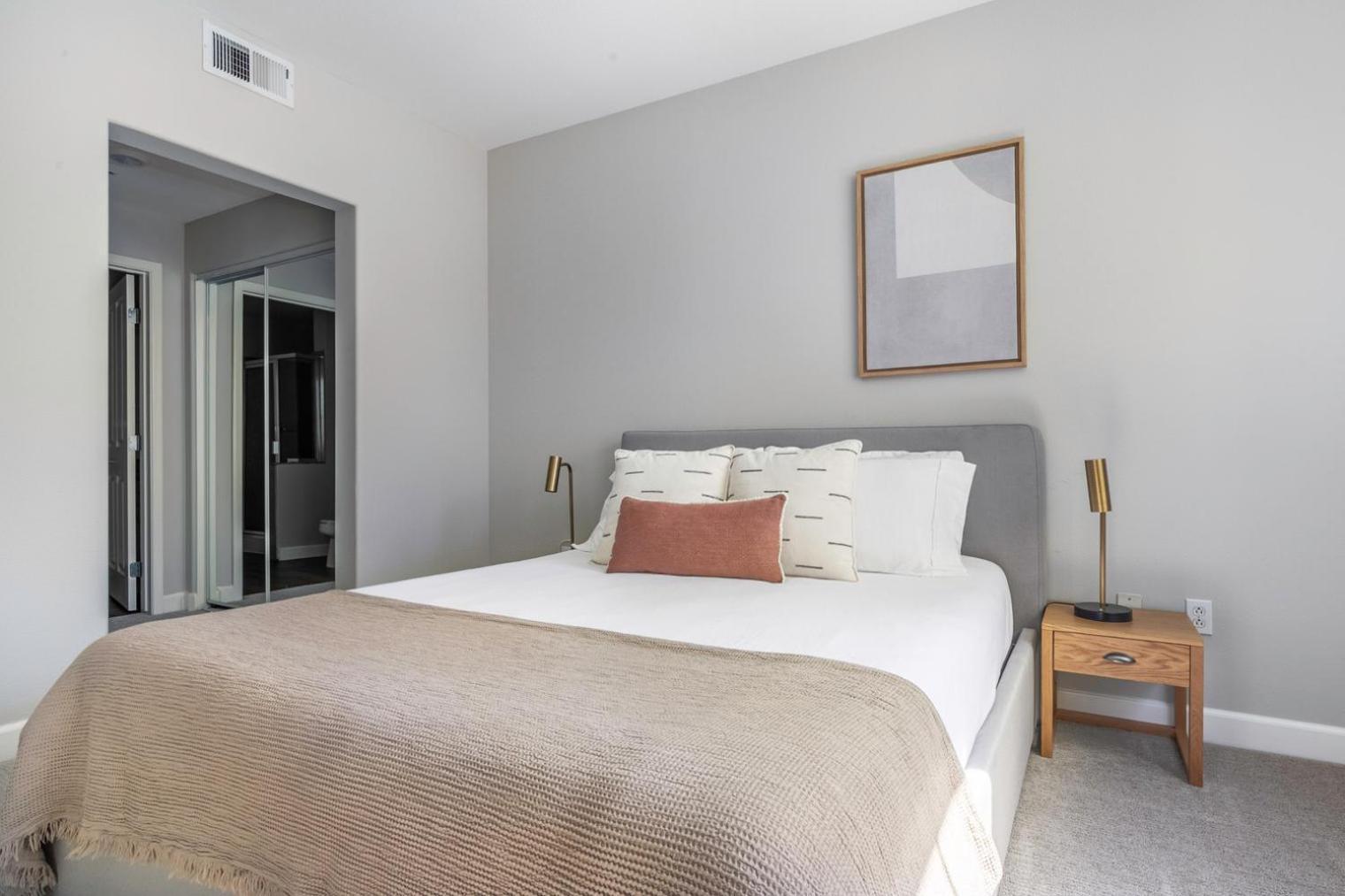 San Mateo 2br W Wd Pool Gym Parking Nr 101 Sfo-517 Apartment