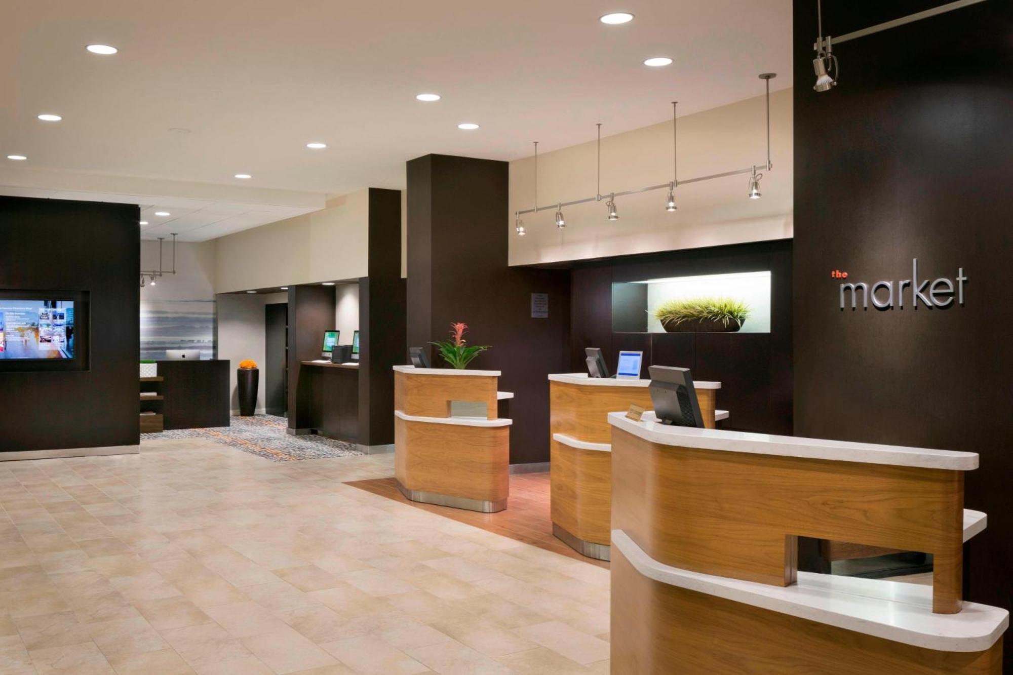 Courtyard By Marriott Fishermans Wharf 4*