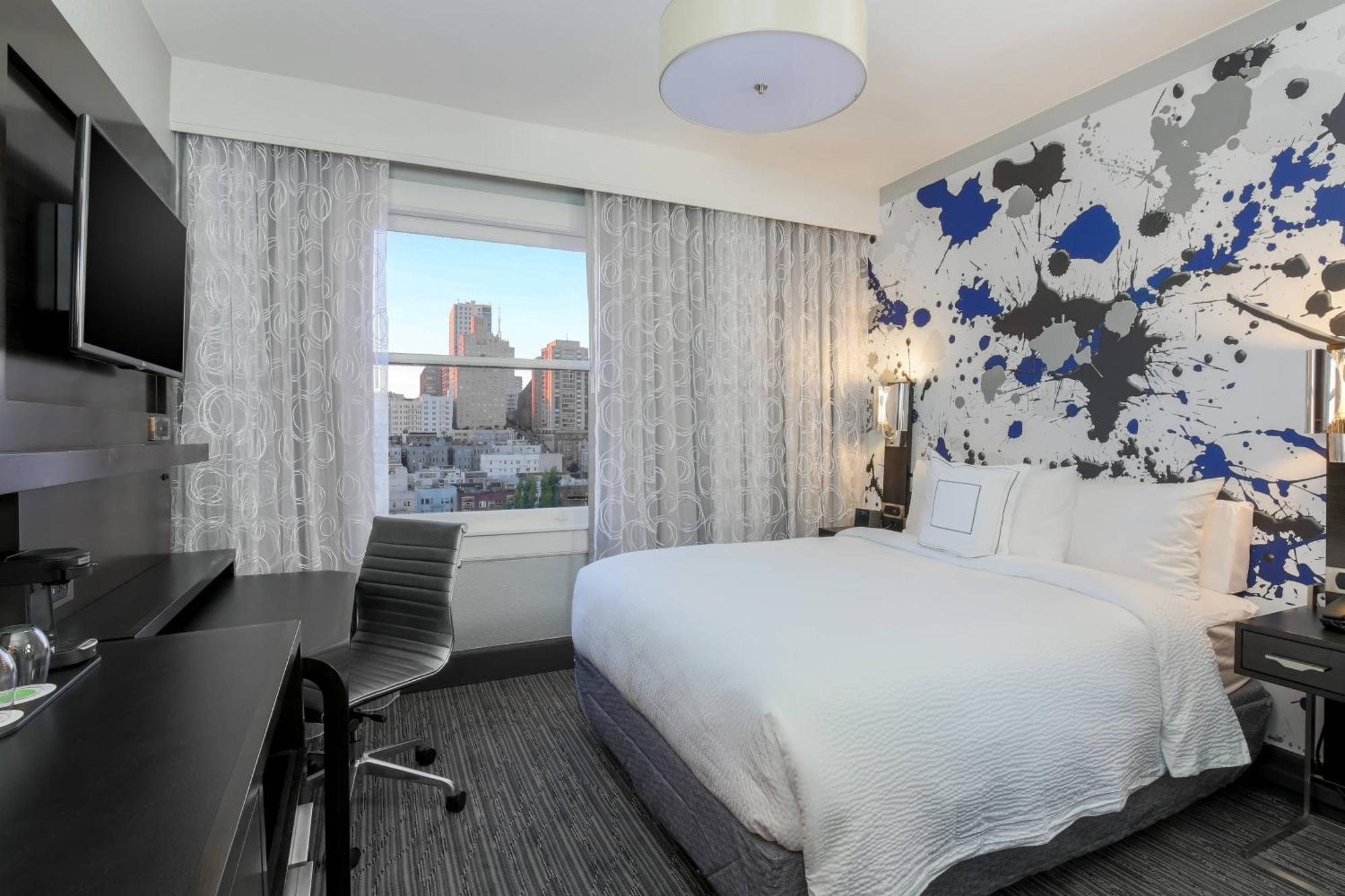 Courtyard By Marriott Union Square Hotel