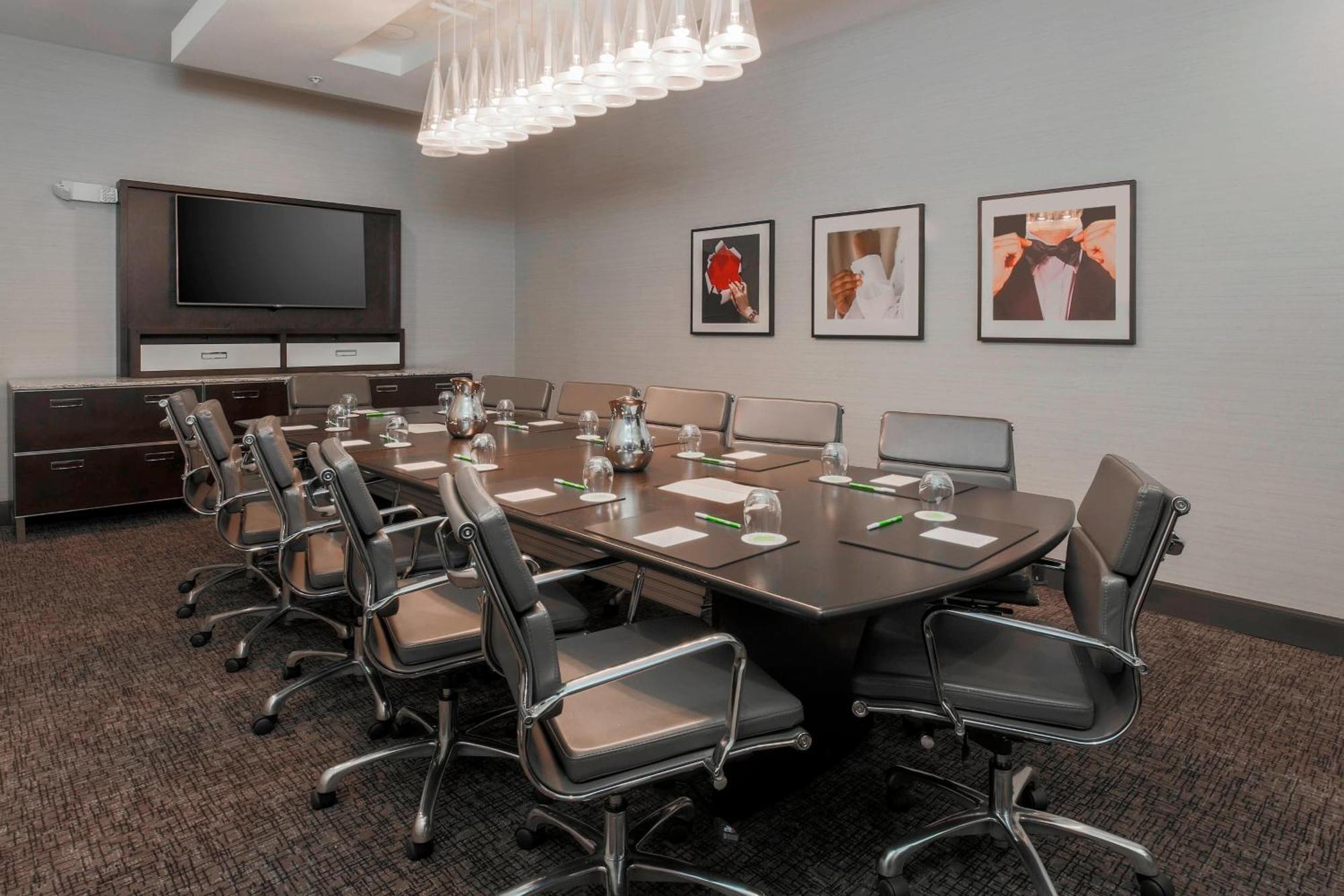 Hotel Courtyard By Marriott Union Square 3*