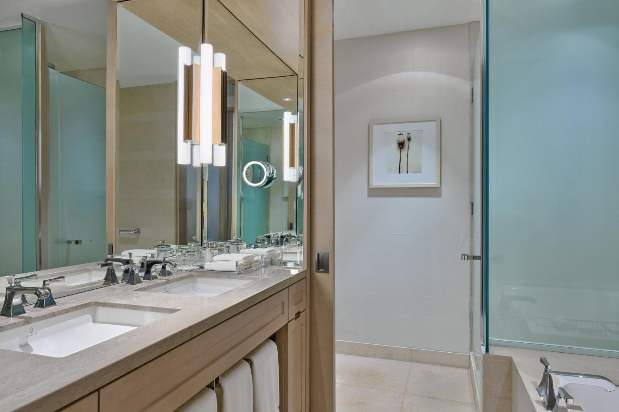 The St. Regis 5*
