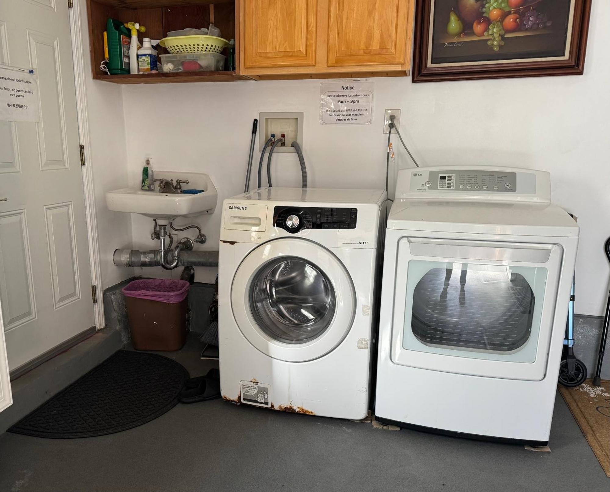 2 Bedroom With Parking Near Bart