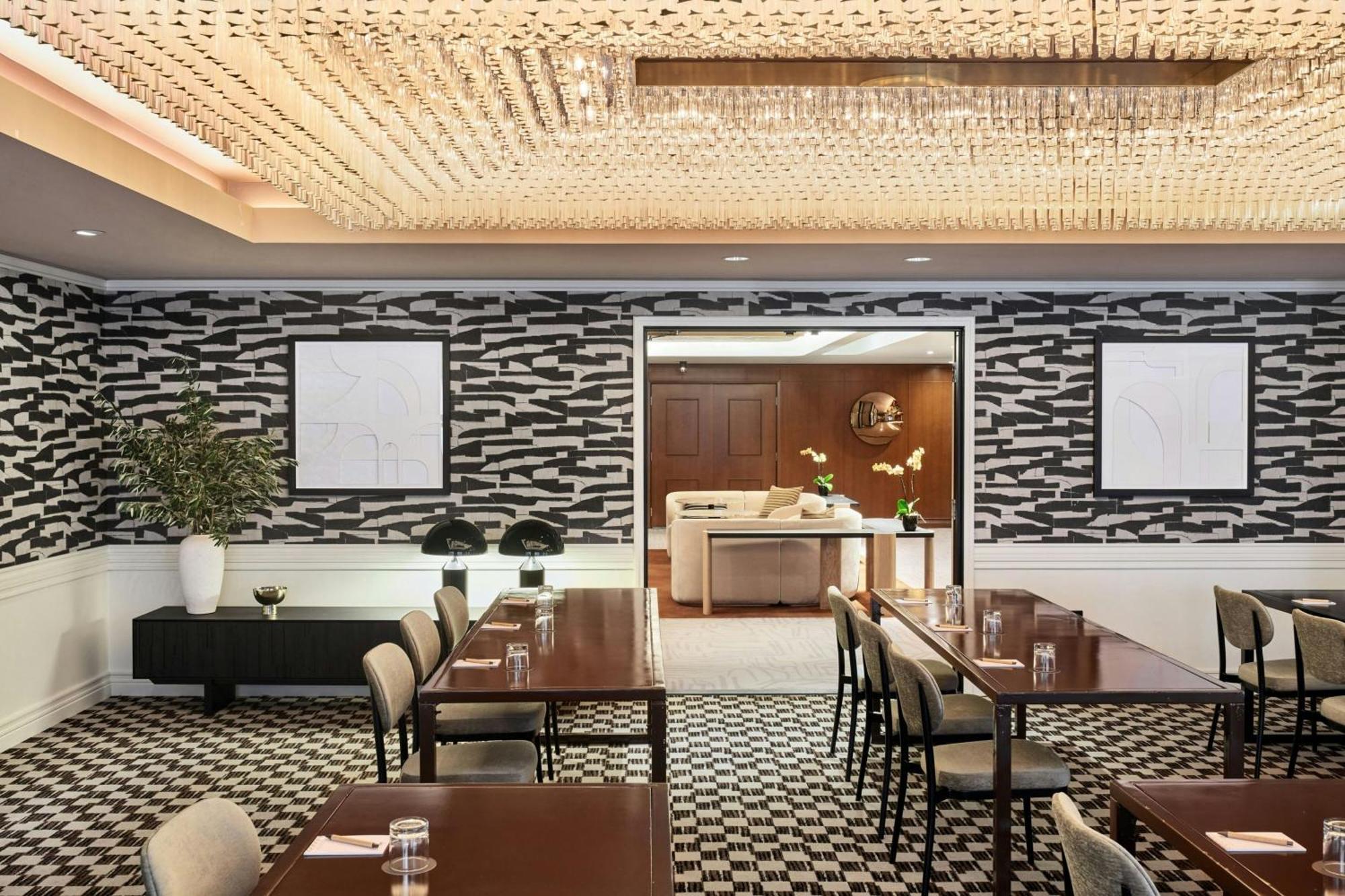 The Jay, Autograph Collection Hotel
