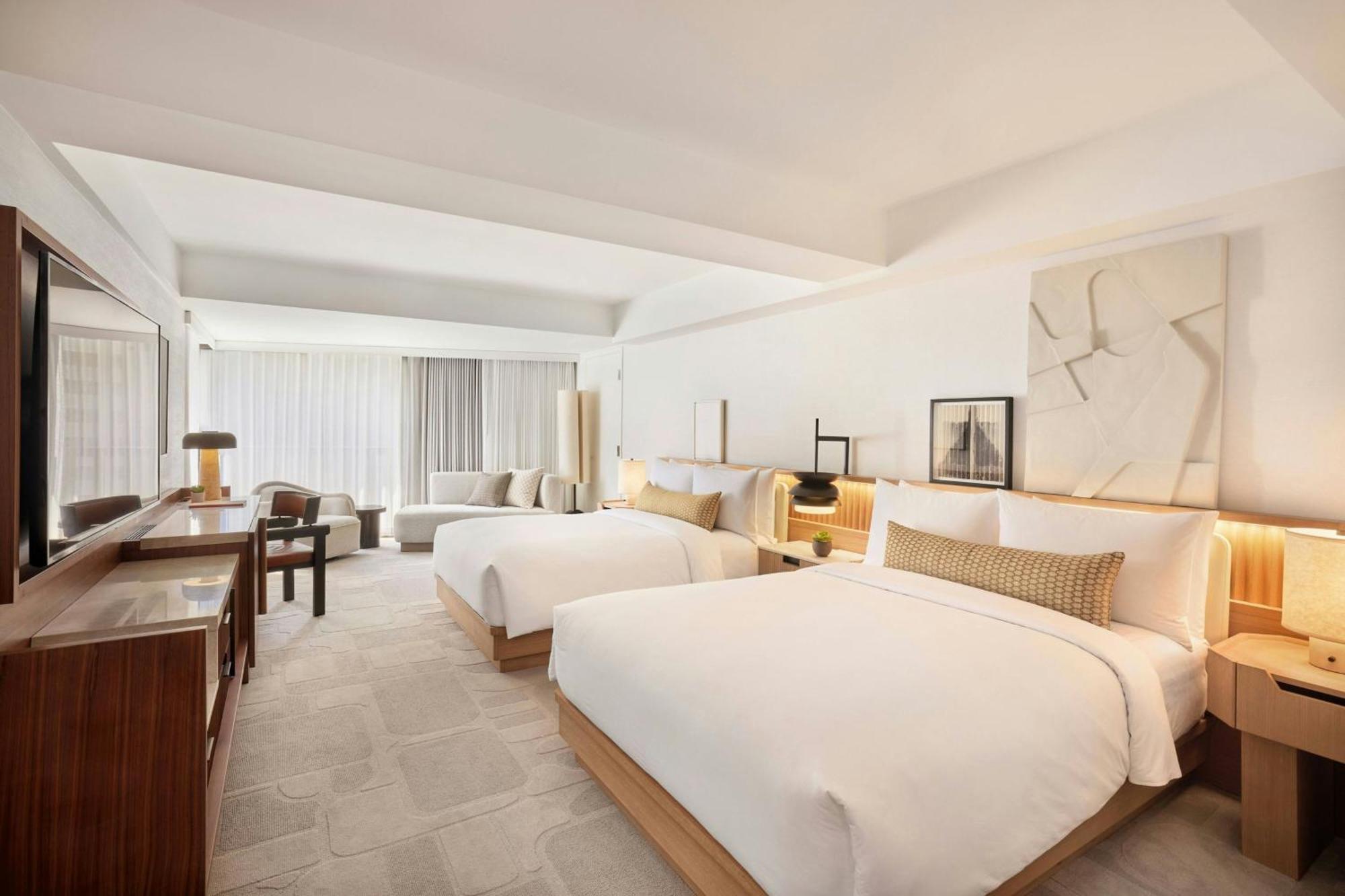 The Jay, Autograph Collection Hotel 4*