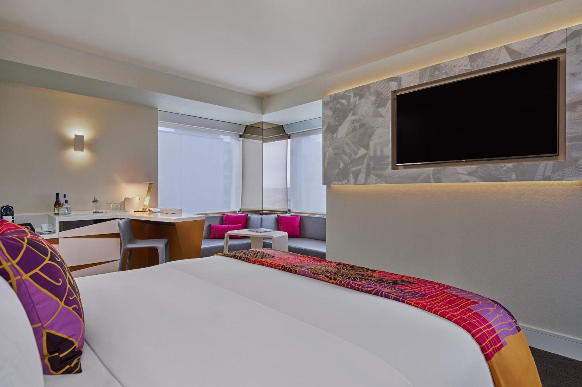 Hotel W 4*
