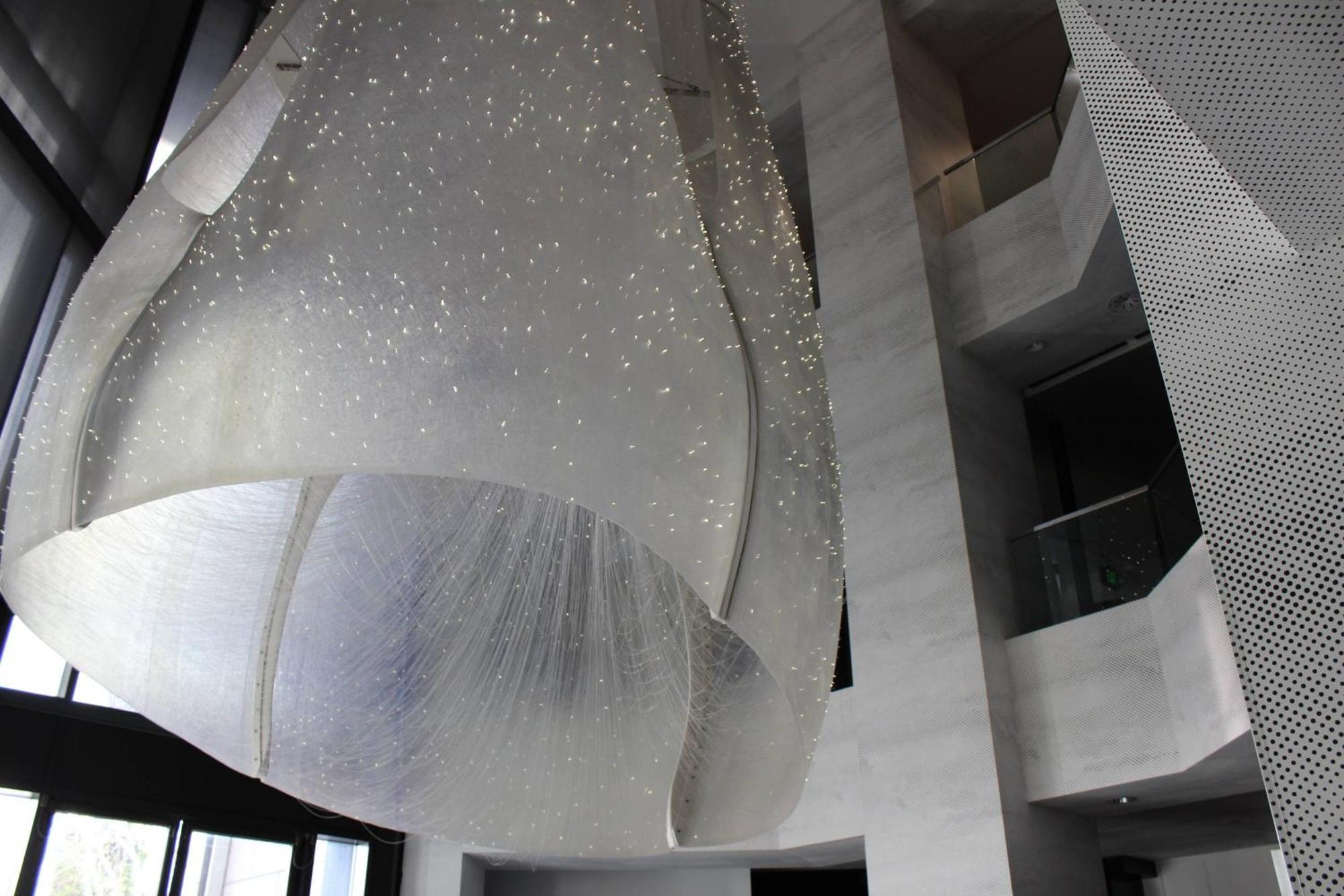 W Hotel 4*