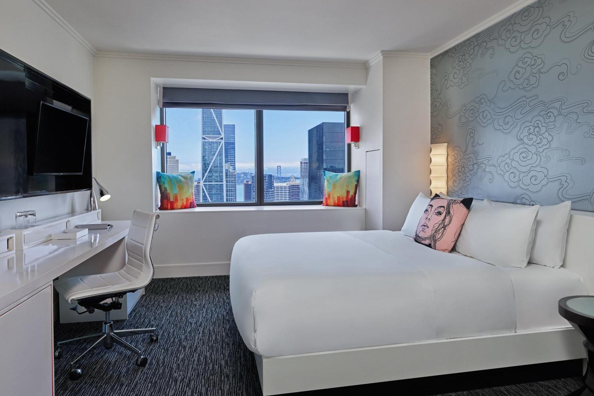 Hotel W
