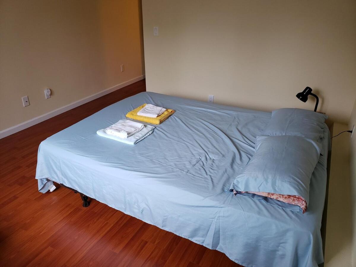 Two Bedrooms With Private Bathrooms By Golden Gate Park & Ocean Apartment