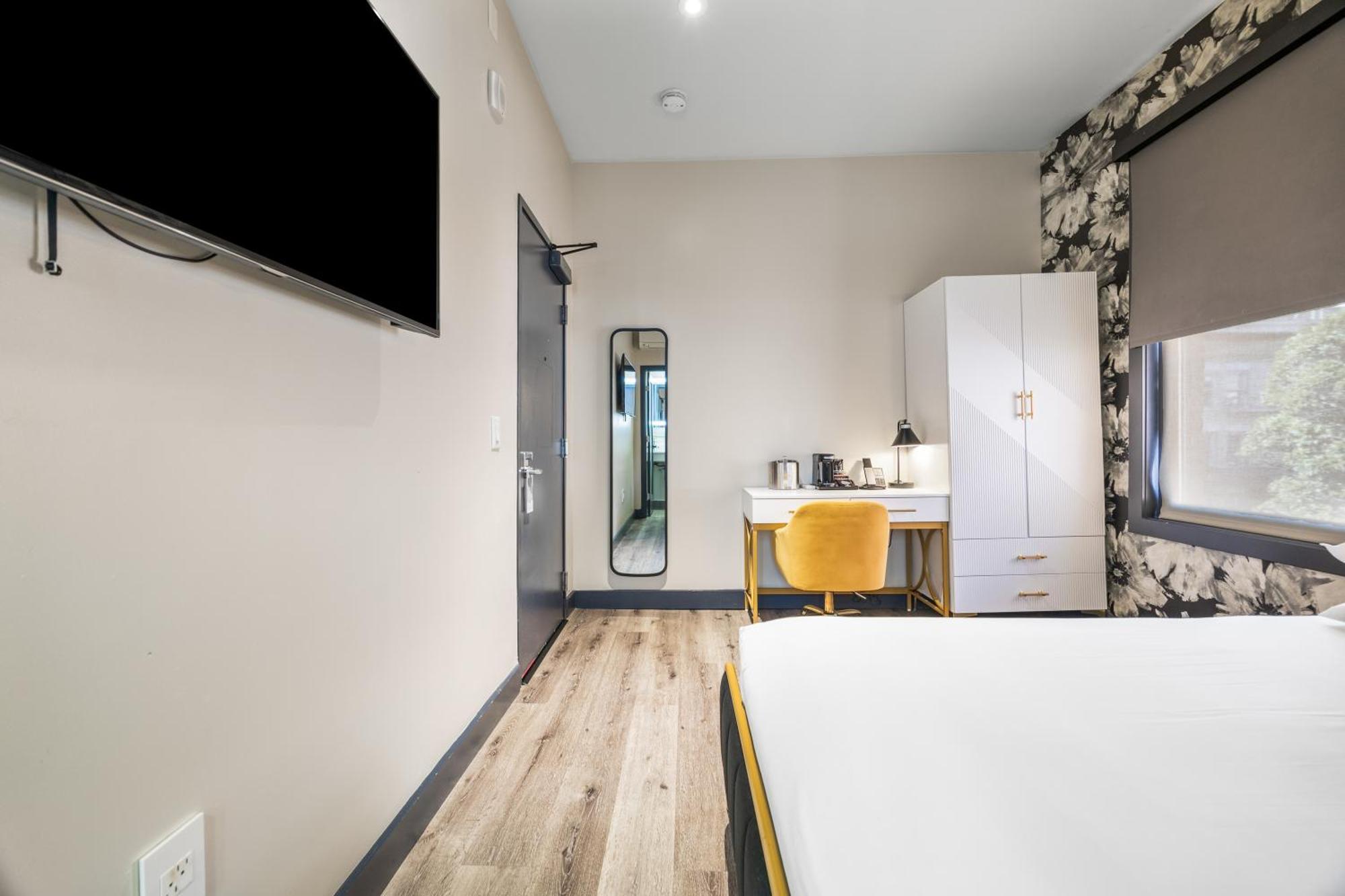 Epik Hotel