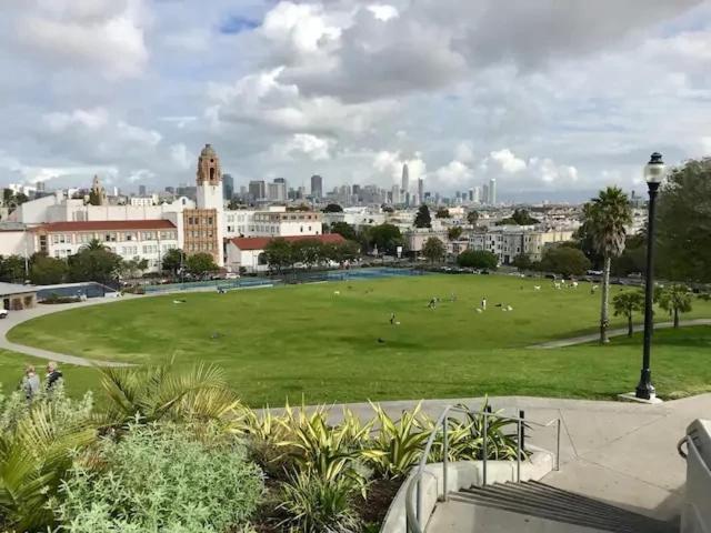 Totally Renovated Victorian House In Center Sf! Holiday home *