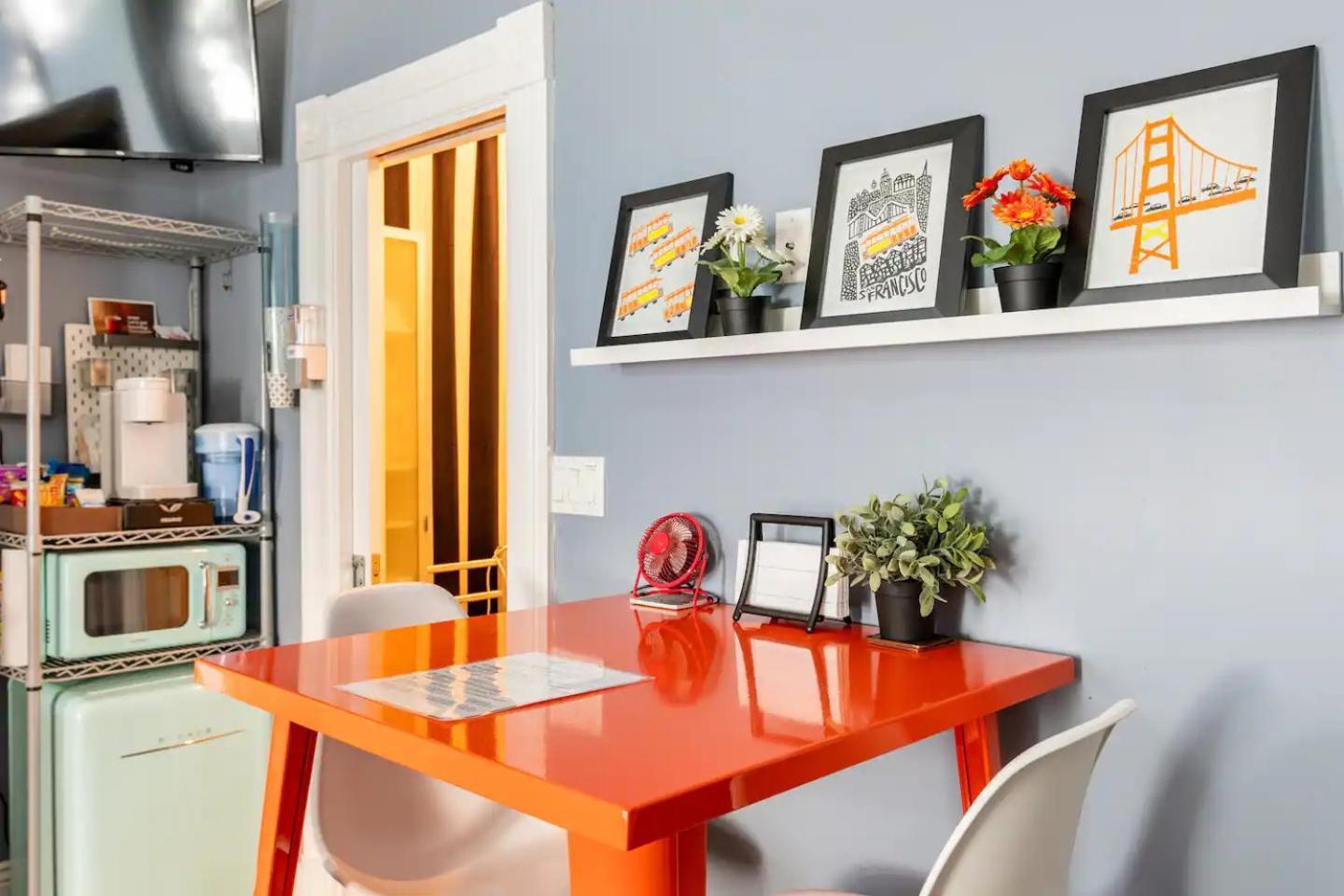 Apartment Stunning, Sanfran Experience, 2 En-suite Baths, Walk To Everything, Guest Favorite, Book Your Now *