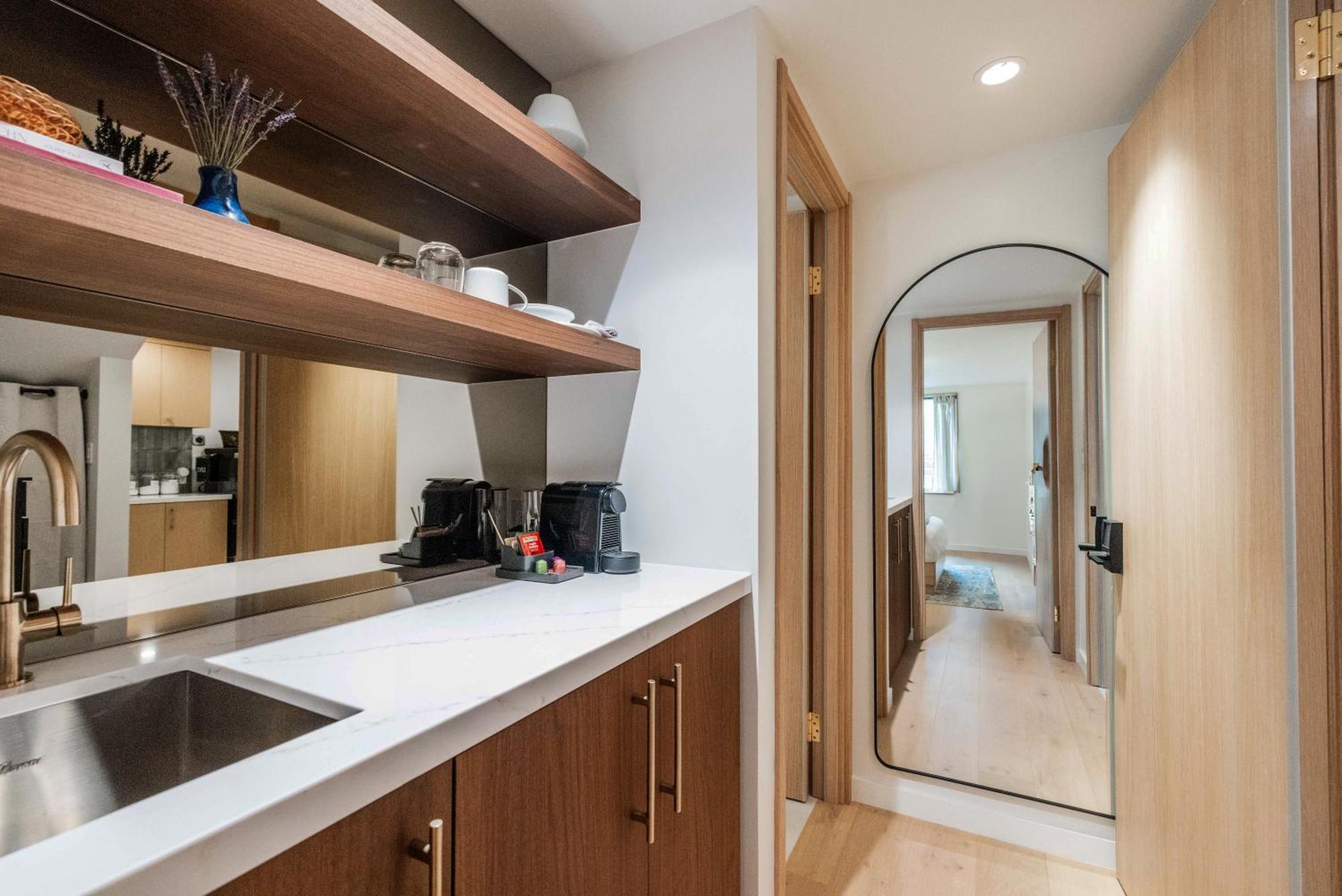 Luxury Guest With Private Bath