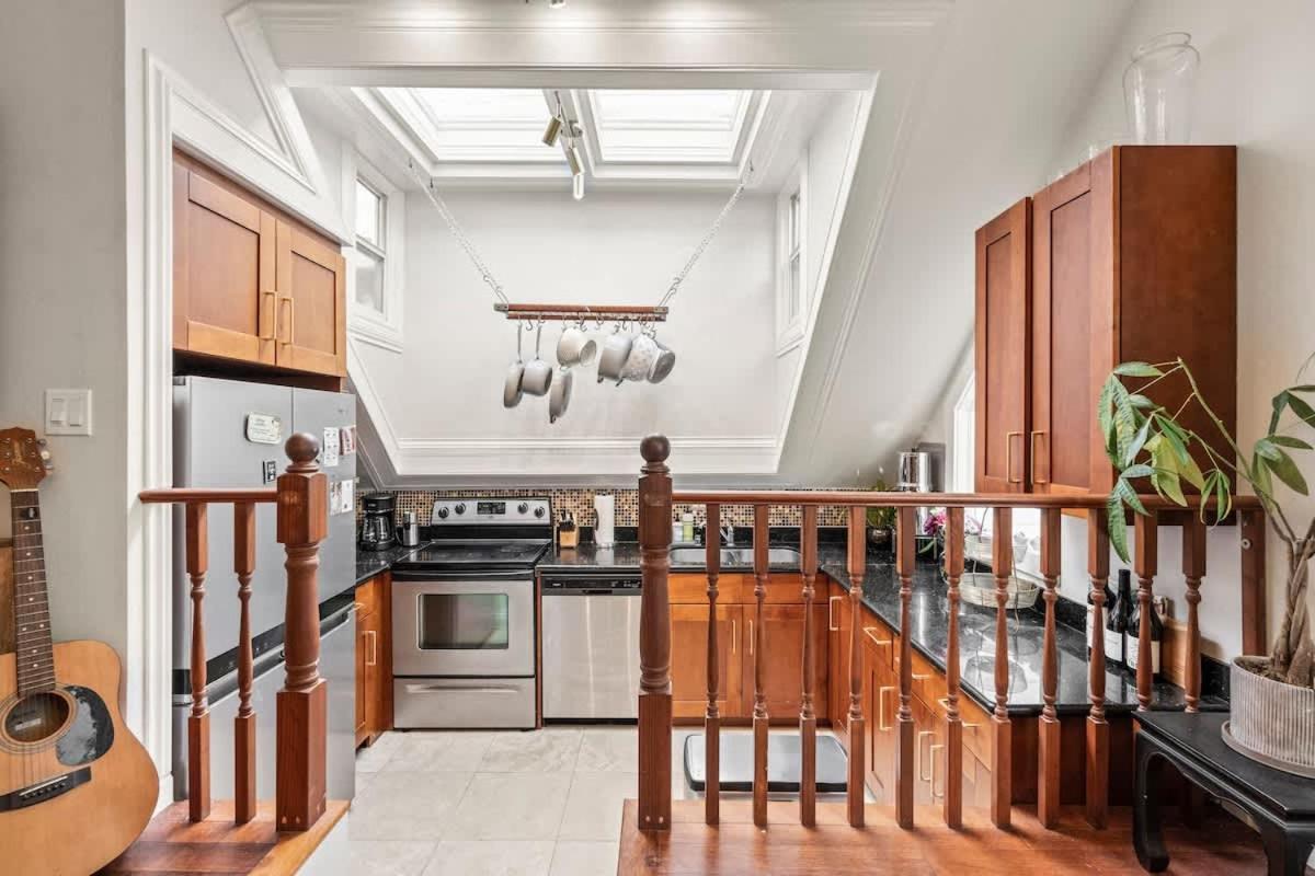 Charming 2br - *